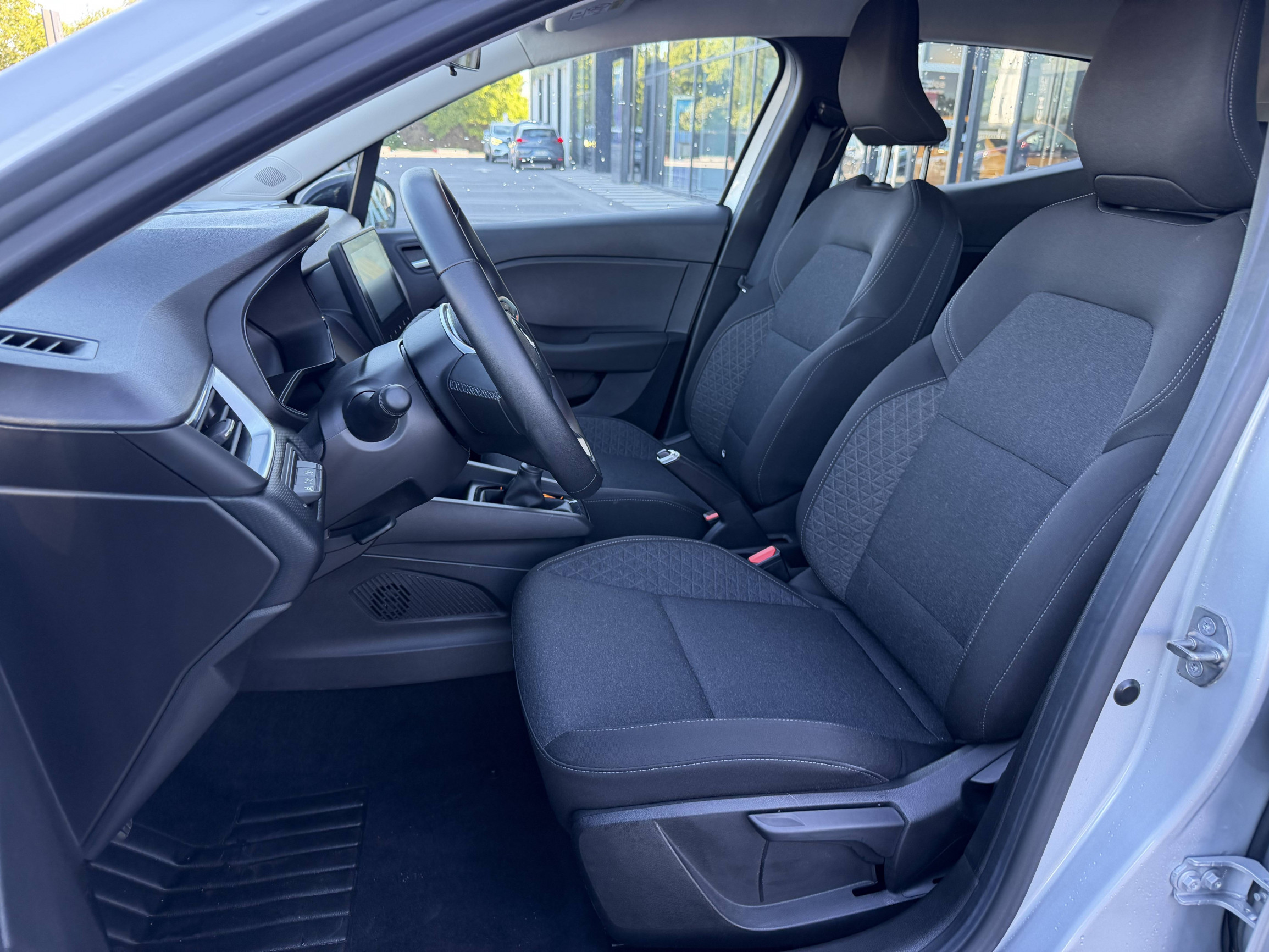 Vente en ligne Renault Clio 5 Clio TCe 90 au prix de 15 490 €