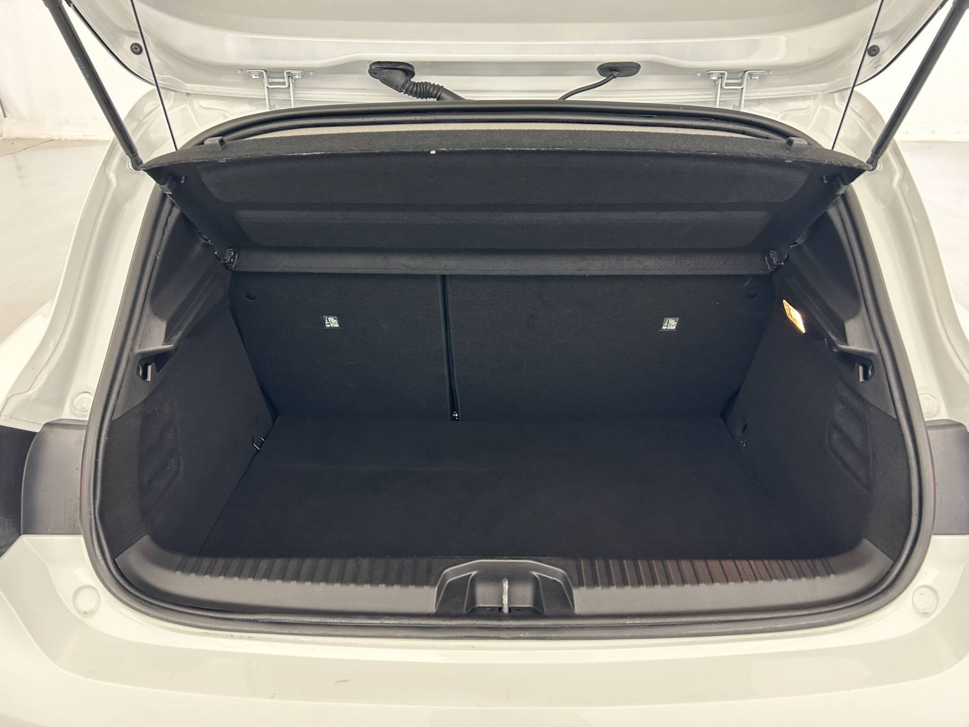 Vente en ligne Renault Clio 5 Clio E-Tech full hybrid 145 ch GSR2 au prix de 19 990 €