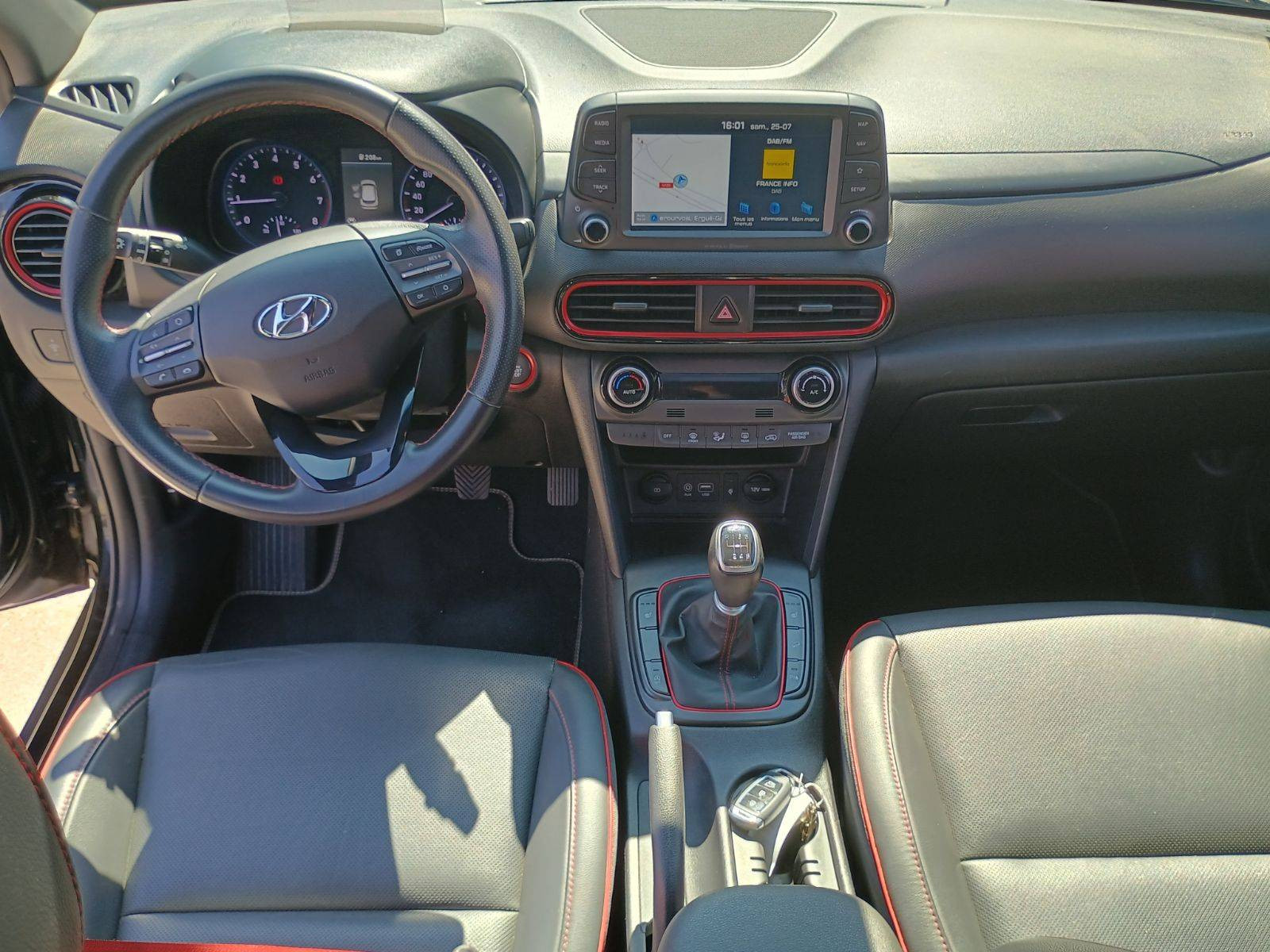 Vente en ligne Hyundai Kona  1.0 T-GDi 120 au prix de 13 990 €