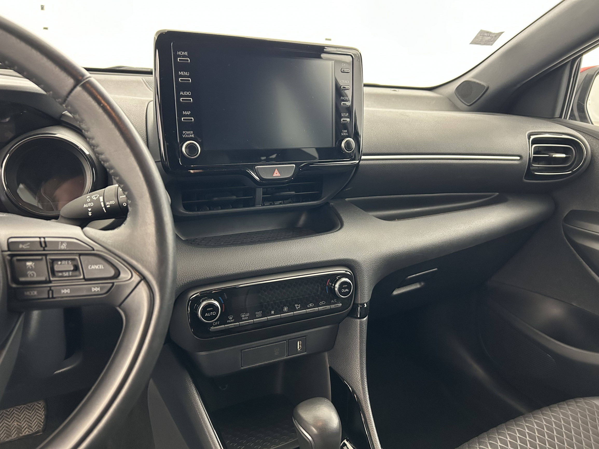 Vente en ligne Toyota Yaris Yaris Hybride 116h au prix de 18 500 €