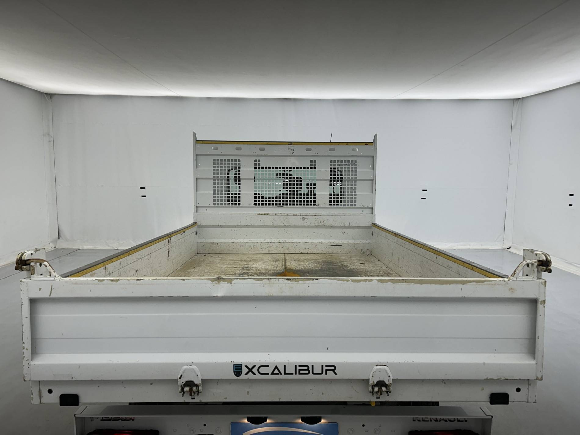 Vente en ligne Renault Master 3 Châssis Cabine MASTER BENNE CC PROP RJ3500 L2 PAFC BLUE DCI 130 EURO VI au prix de 32 890 €