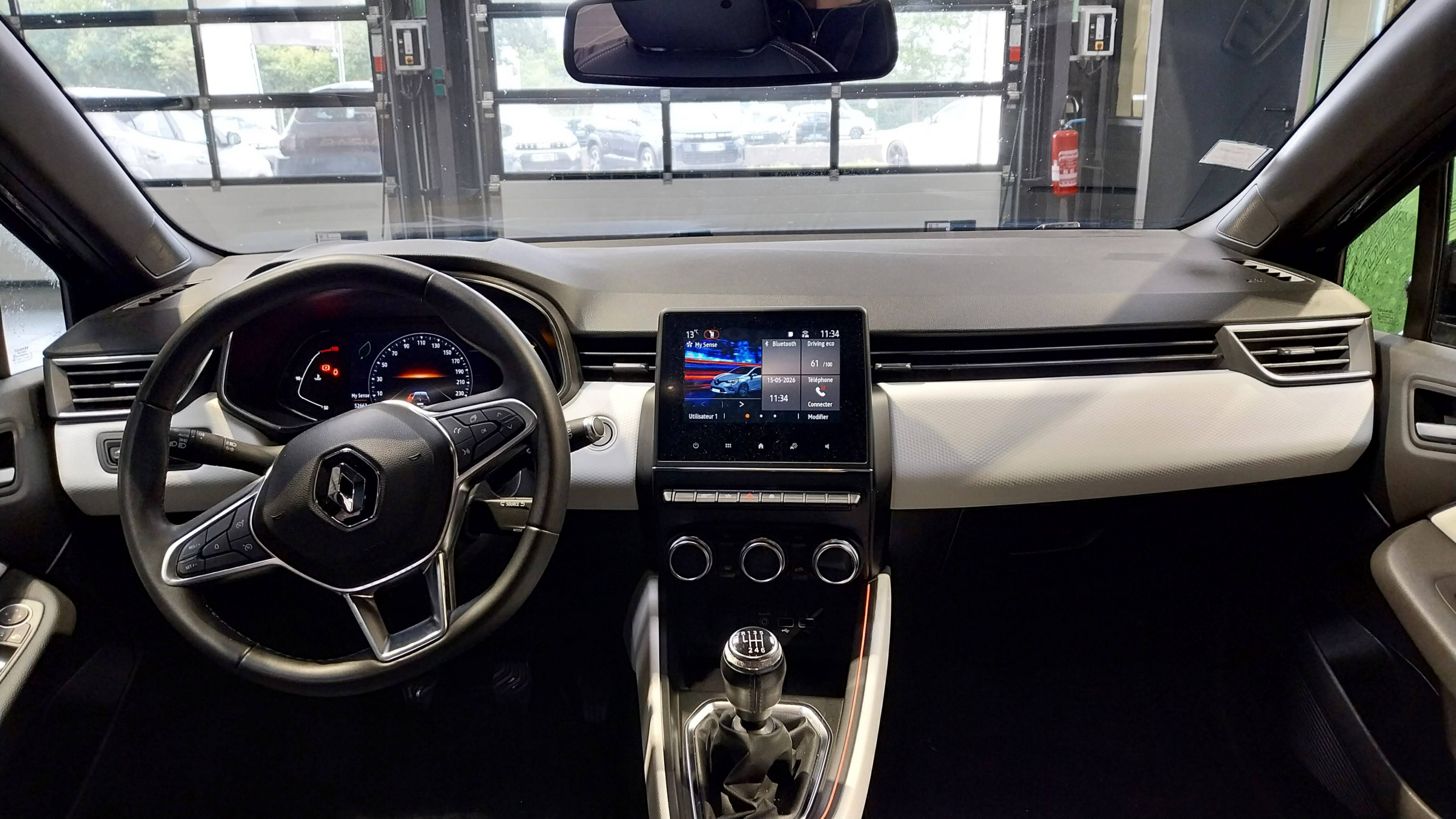 Vente en ligne Renault Clio 5 Clio TCe 90 - 21 au prix de 13 490 €