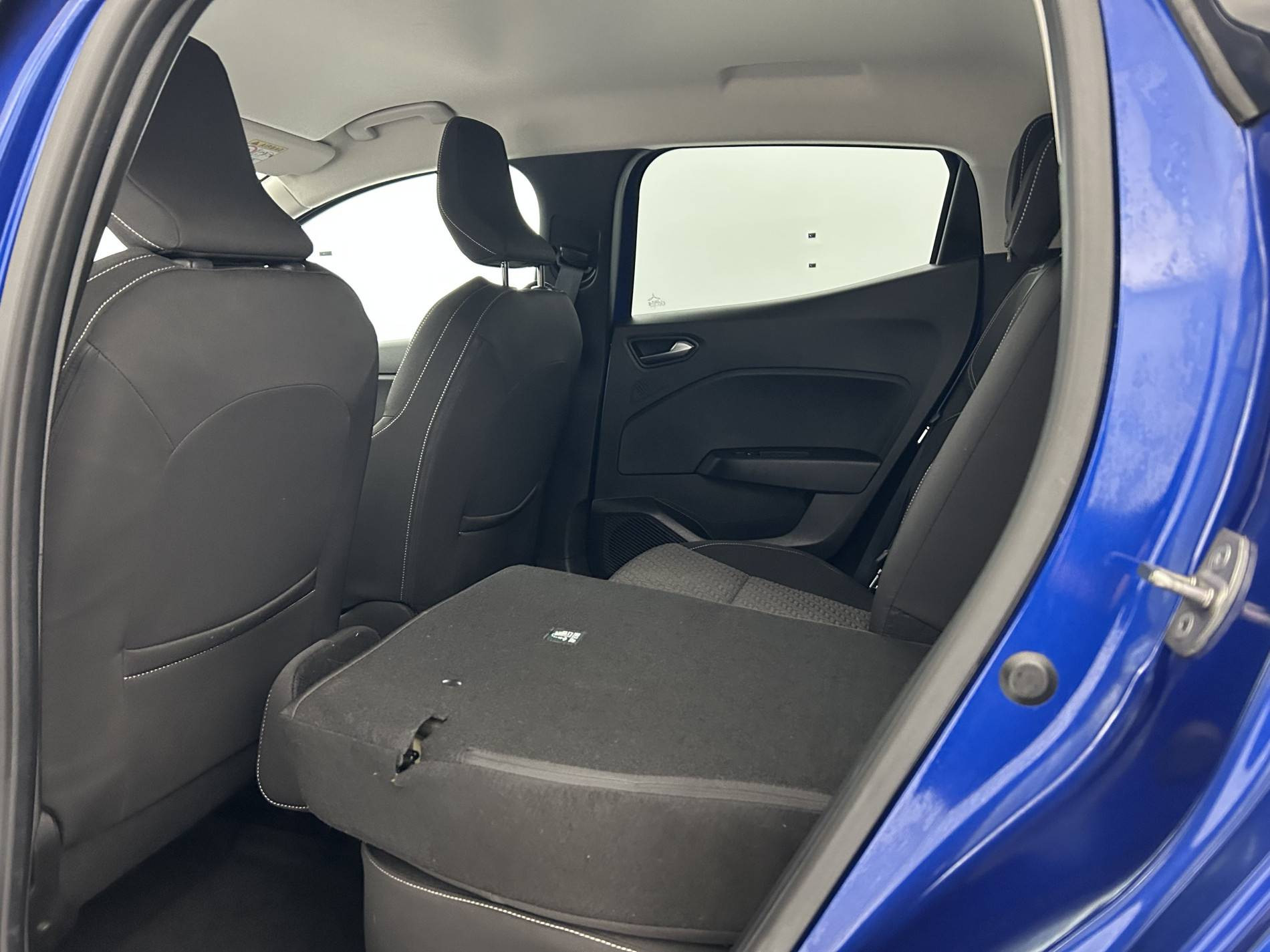 Vente en ligne Renault Clio 5 Clio TCe 90 au prix de 13 950 €