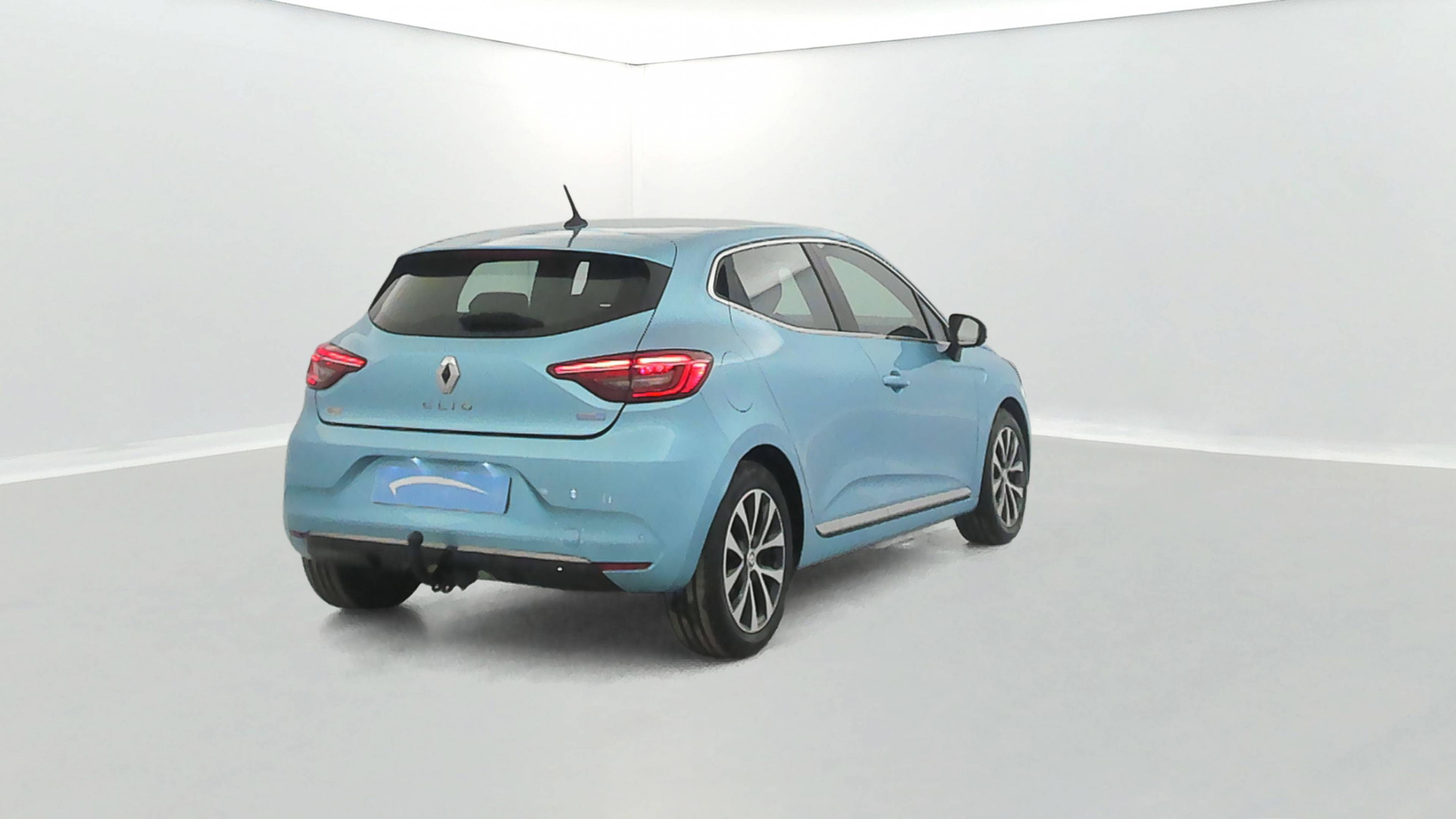 Vente en ligne Renault Clio 5 Clio E-Tech 140 - 21N au prix de 18 499 €