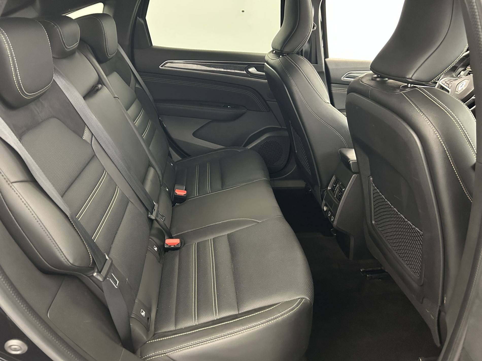 Vente en ligne Renault Arkana  E-Tech hybride 145 - 22 au prix de 21 990 €