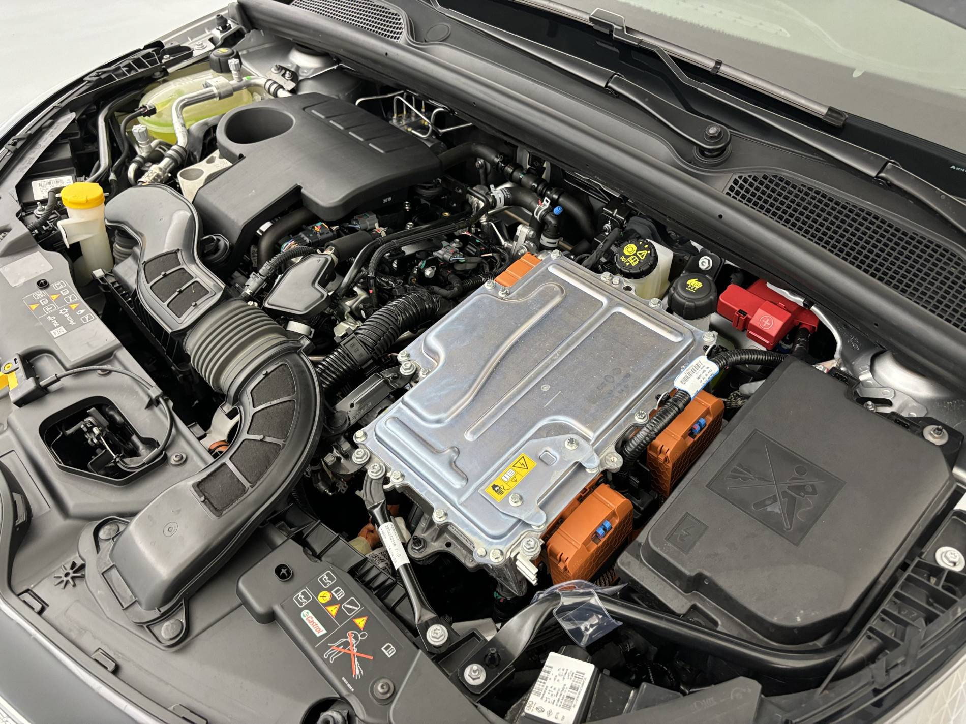 Vente en ligne Renault Clio 5 Clio E-Tech full hybrid 145 au prix de 18 890 €