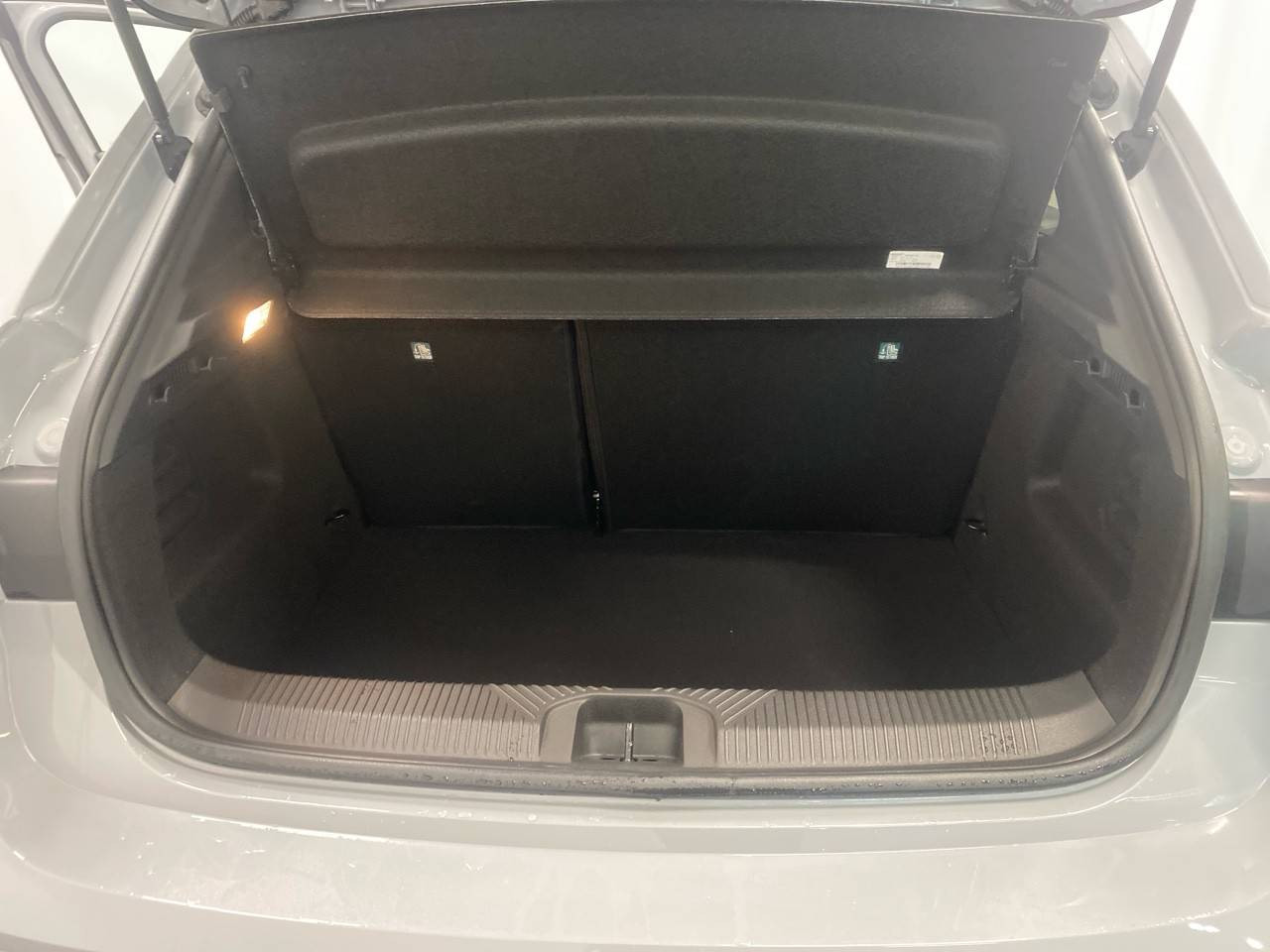 Vente en ligne Renault Clio 6 Clio E-Tech full hybrid 160 ch au prix de 50 000 €