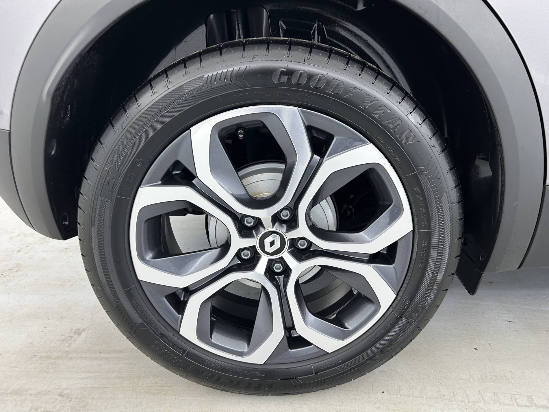 Vente en ligne Renault Captur  mild hybrid 160 EDC au prix de 20 490 €