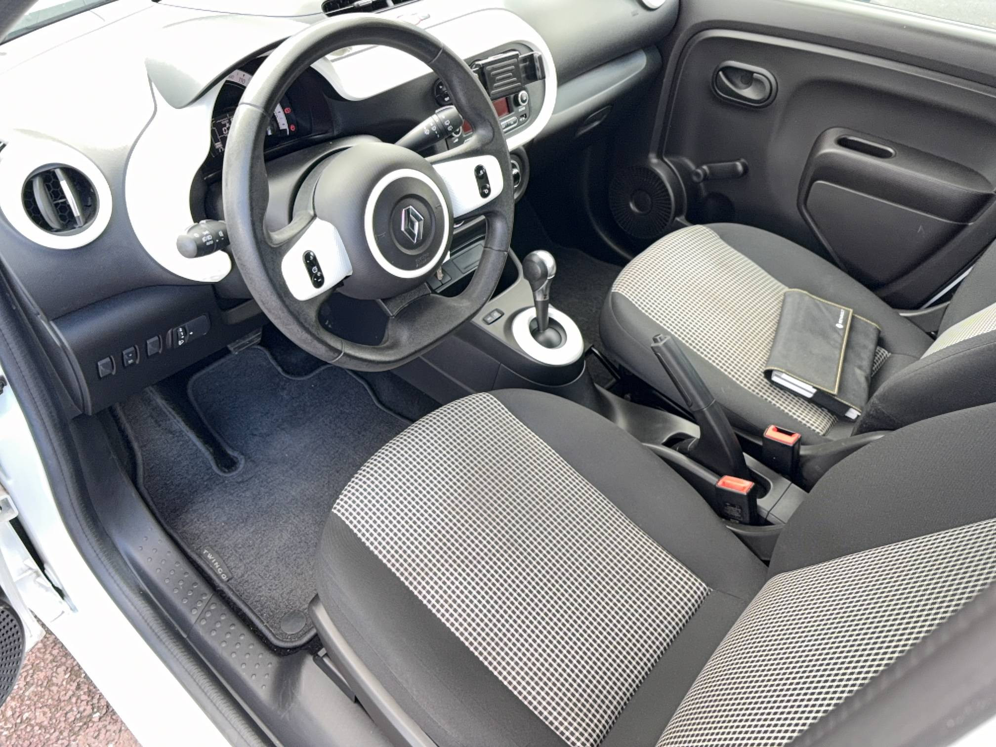 Vente en ligne Renault Twingo Electrique Twingo III Achat Intégral au prix de 8 990 €