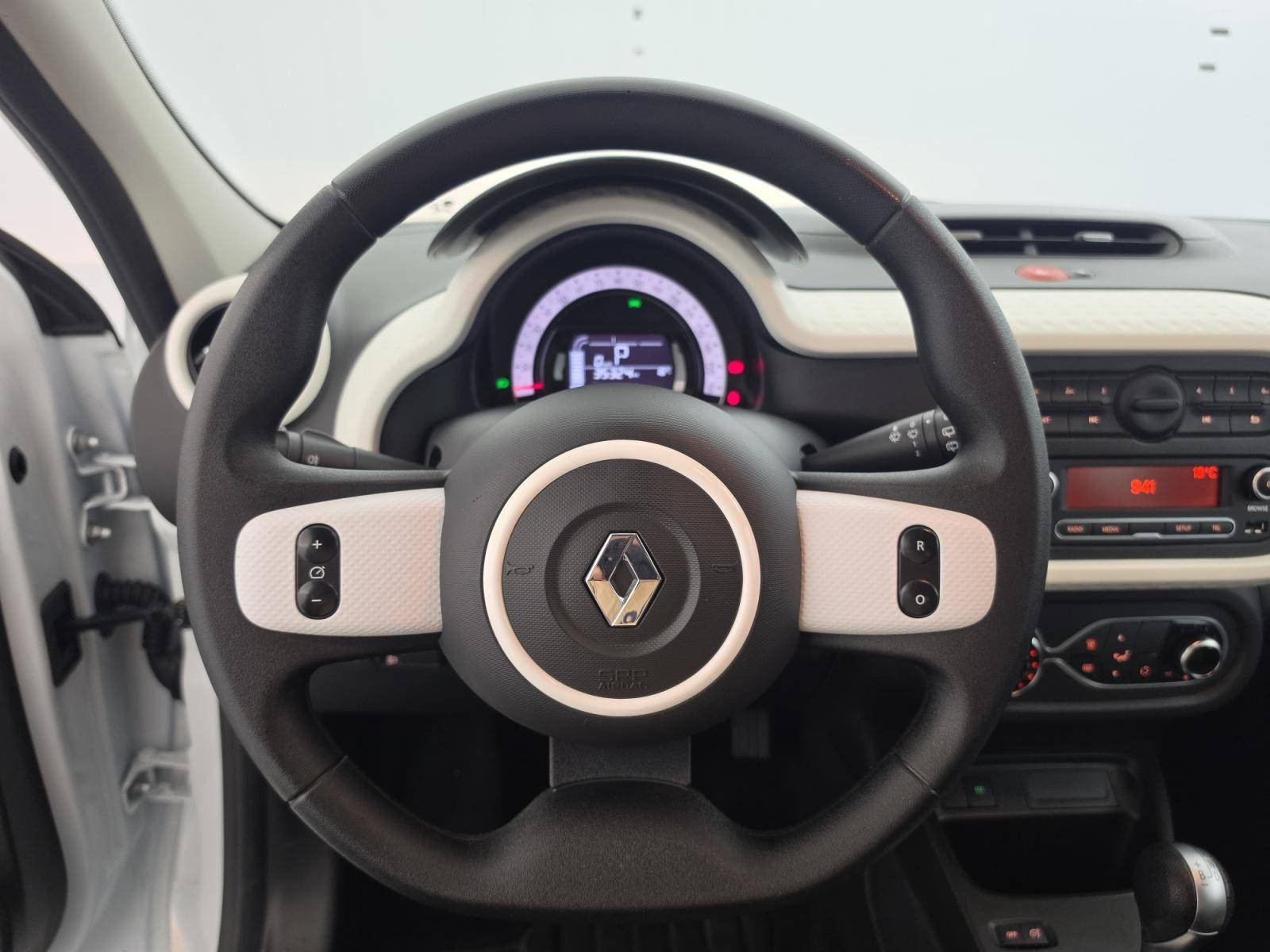 Vente en ligne Renault Twingo Electrique Twingo III E-Tech au prix de 11 990 €
