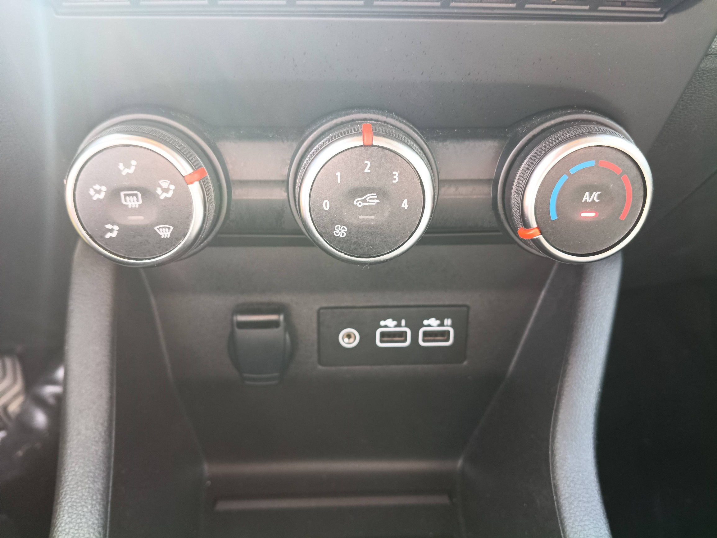 Vente en ligne Renault Clio 5 Clio Blue dCi 100 ch GSR2 au prix de 16 490 €