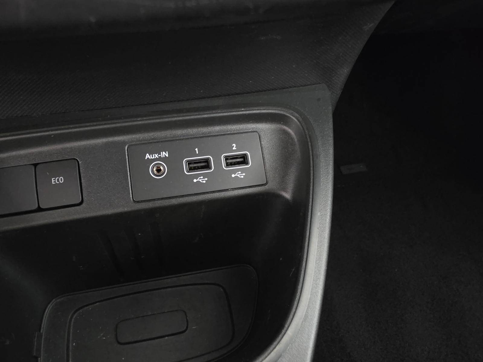 Vente en ligne Renault Twingo Electrique Twingo III E-Tech au prix de 12 990 €
