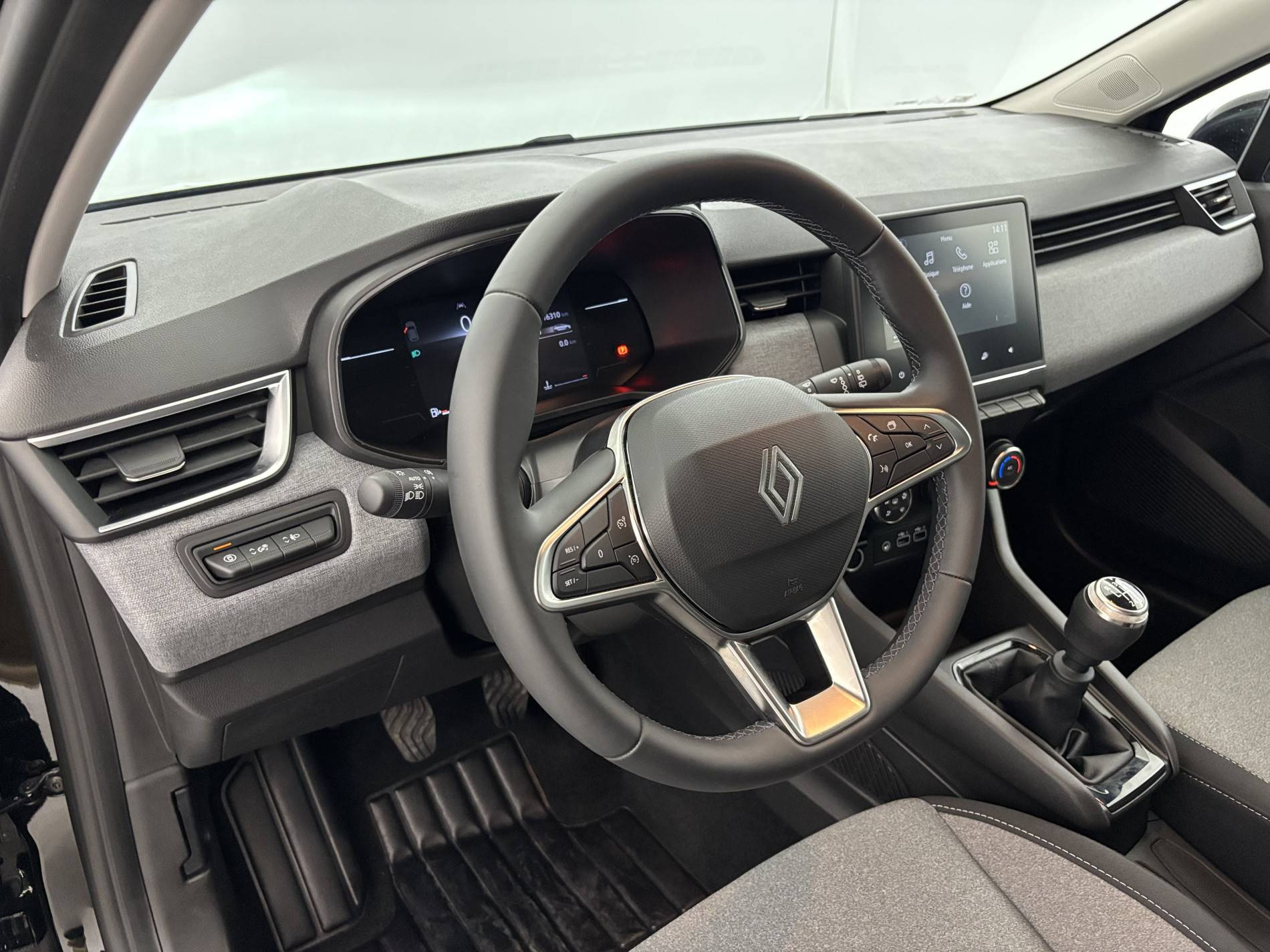 Vente en ligne Renault Clio 5 Clio Blue dCi 100 ch GSR2 au prix de 17 991 €