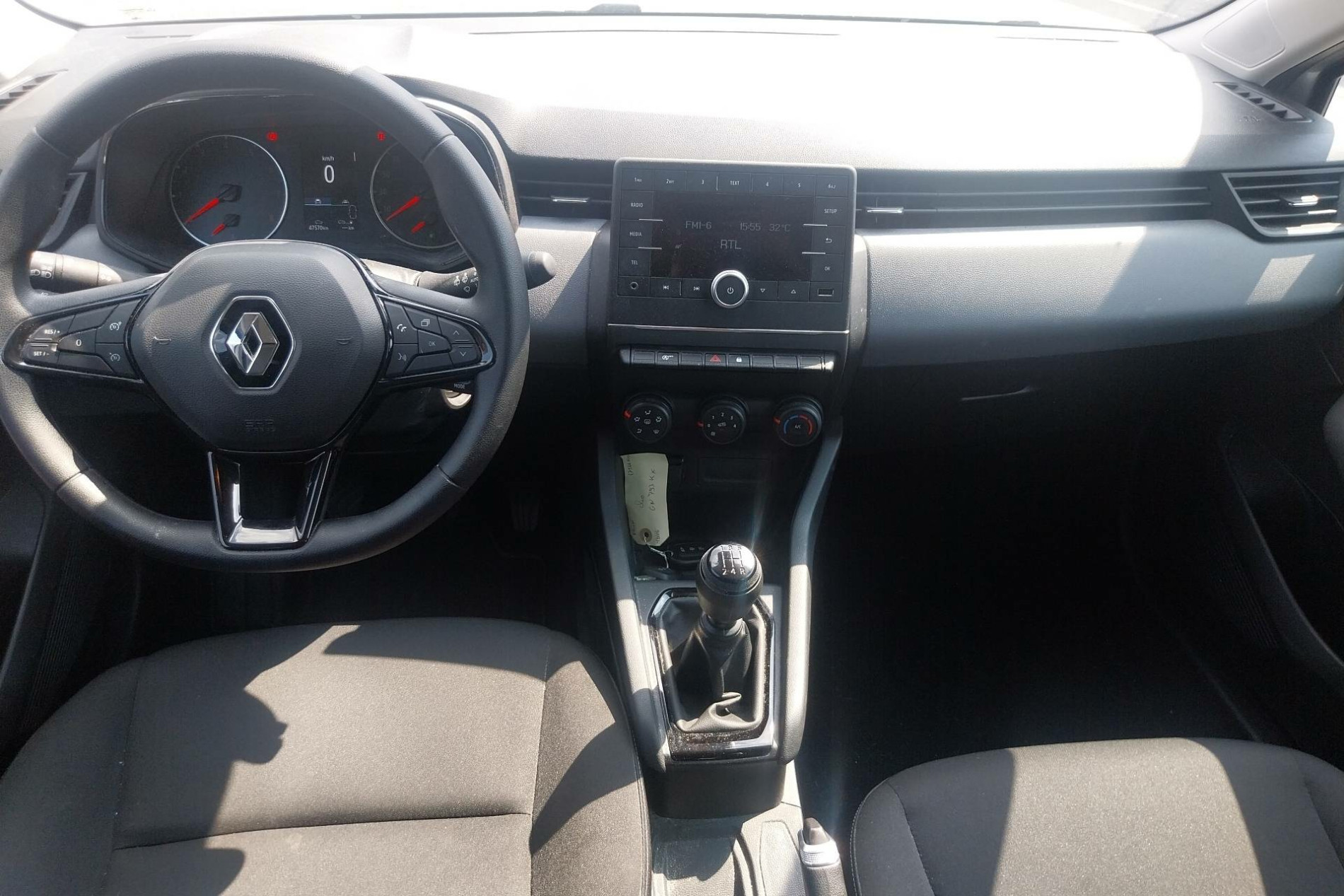 Vente en ligne Renault Clio 5 Clio SCe 65 au prix de 12 590 €