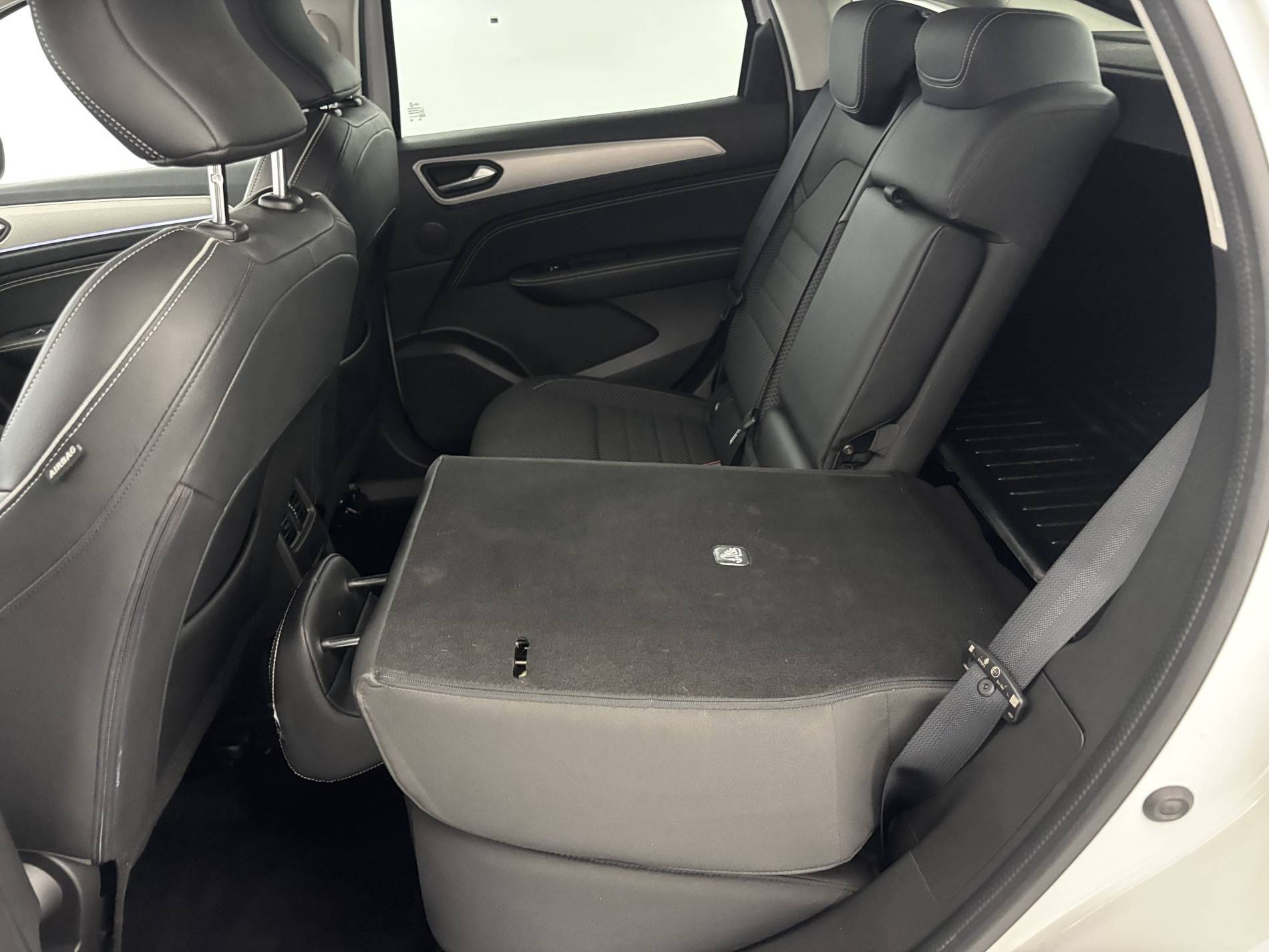 Vente en ligne Renault Arkana  TCe 140 EDC FAP - 21B au prix de 17 990 €