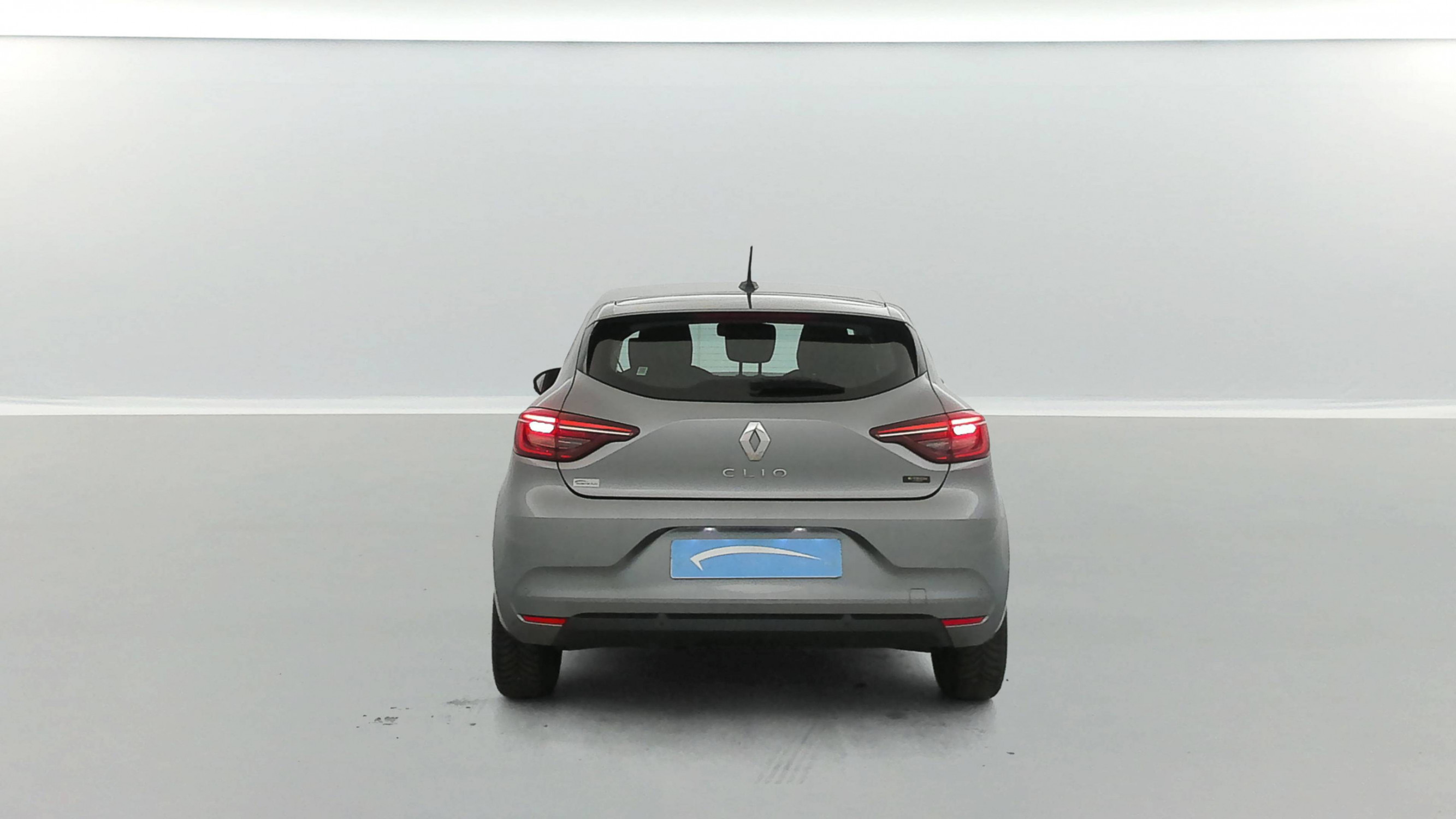 Vente en ligne Renault Clio 5 Clio E-Tech full hybrid 145 au prix de 14 990 €