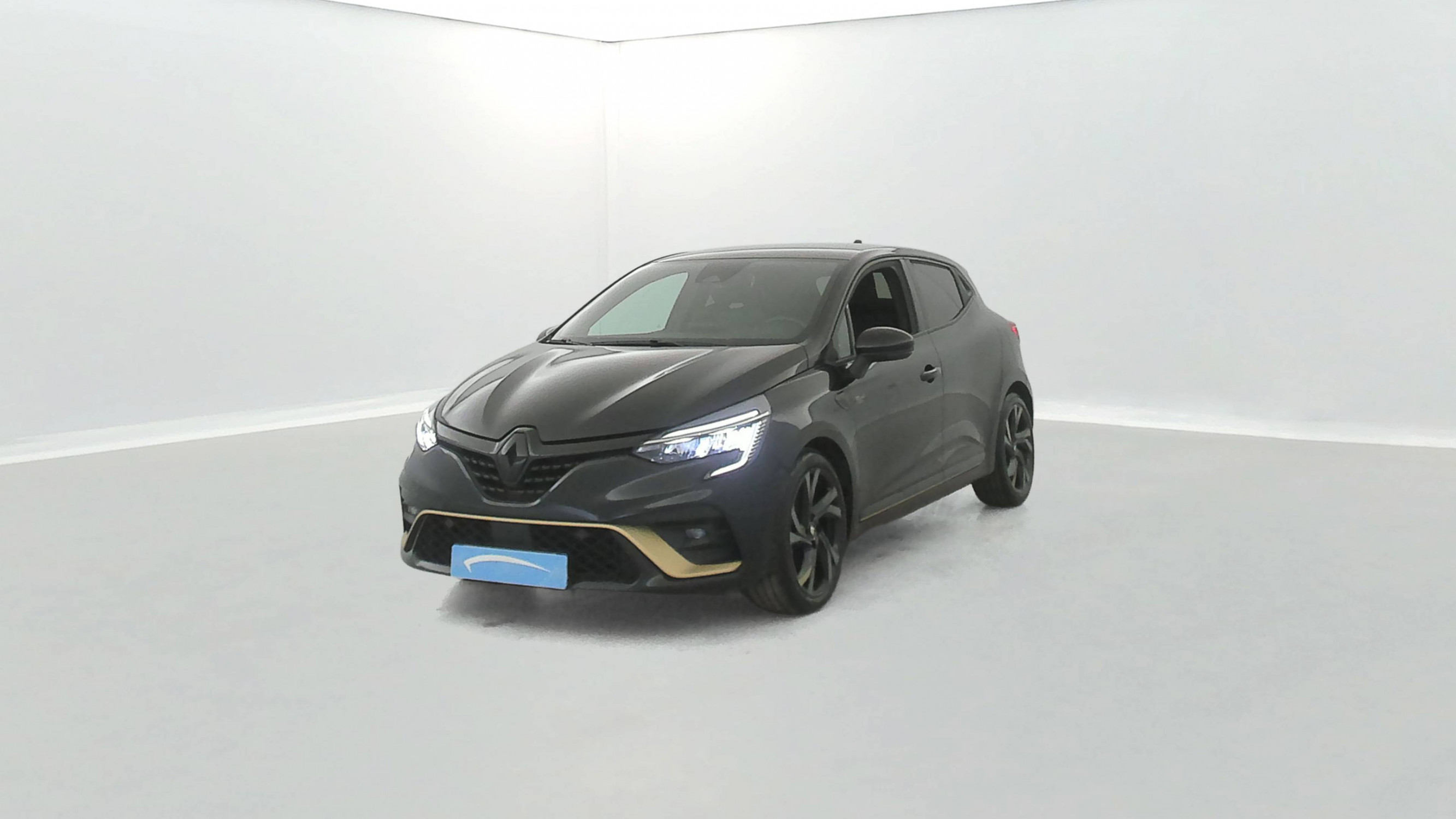 Renault Clio 5 Clio E-Tech full hybrid 145 occasion de 2023 en vente à Lamballe
