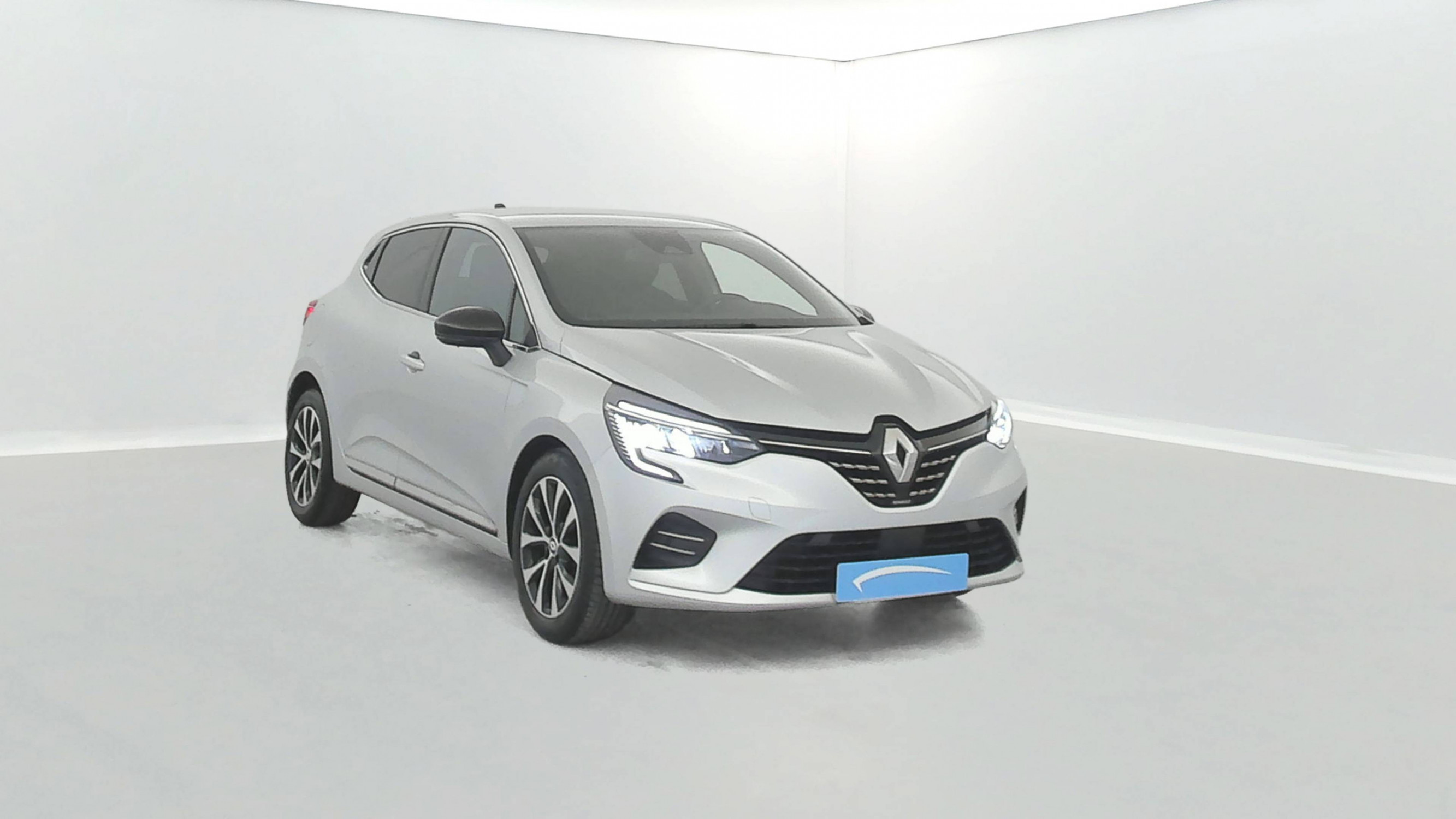 Vente en ligne Renault Clio 5 Clio TCe 90 au prix de 15 490 €