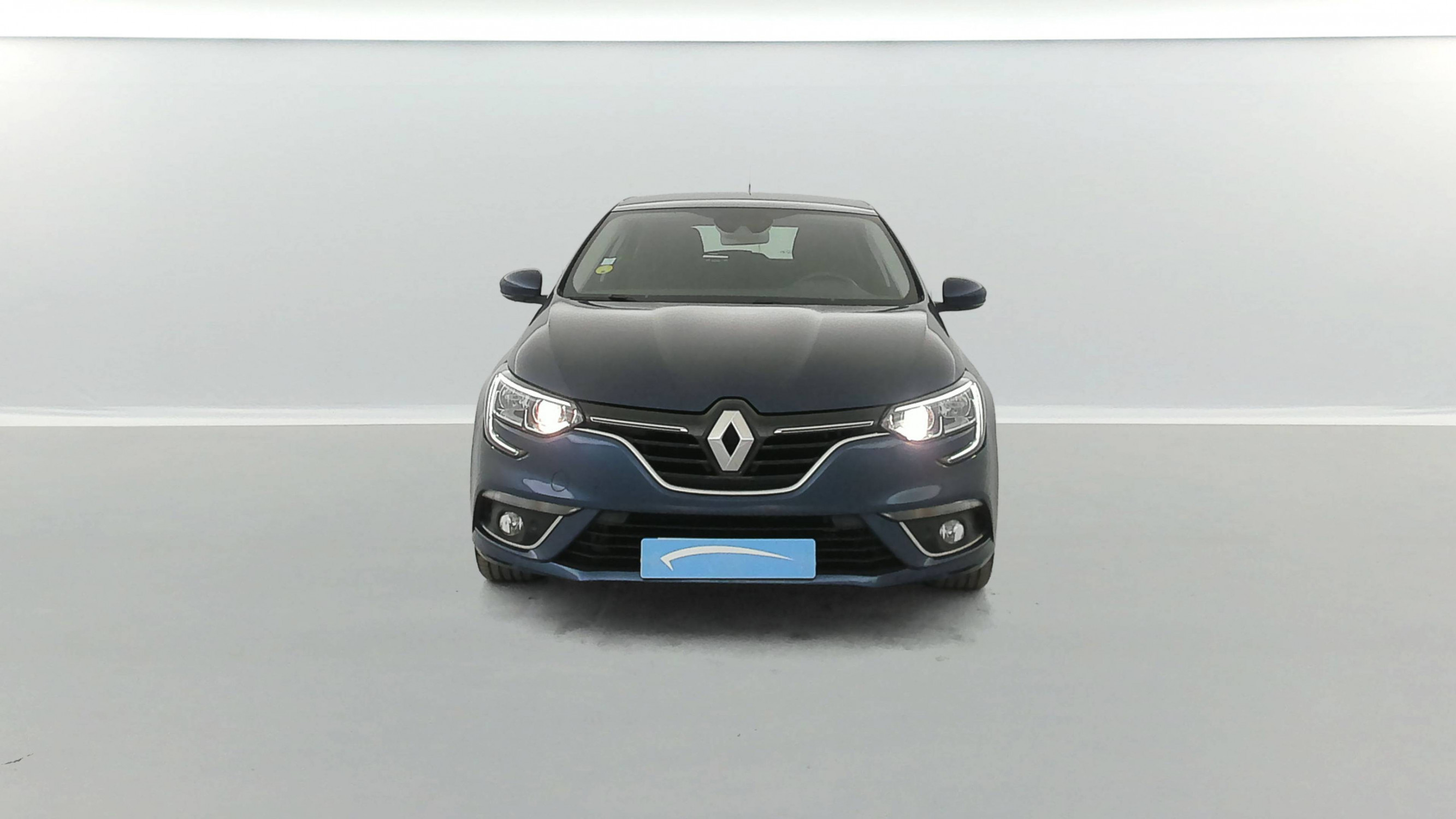 Vente en ligne Renault Megane 4 Mégane IV Berline Blue dCi 115 EDC au prix de 16 400 €