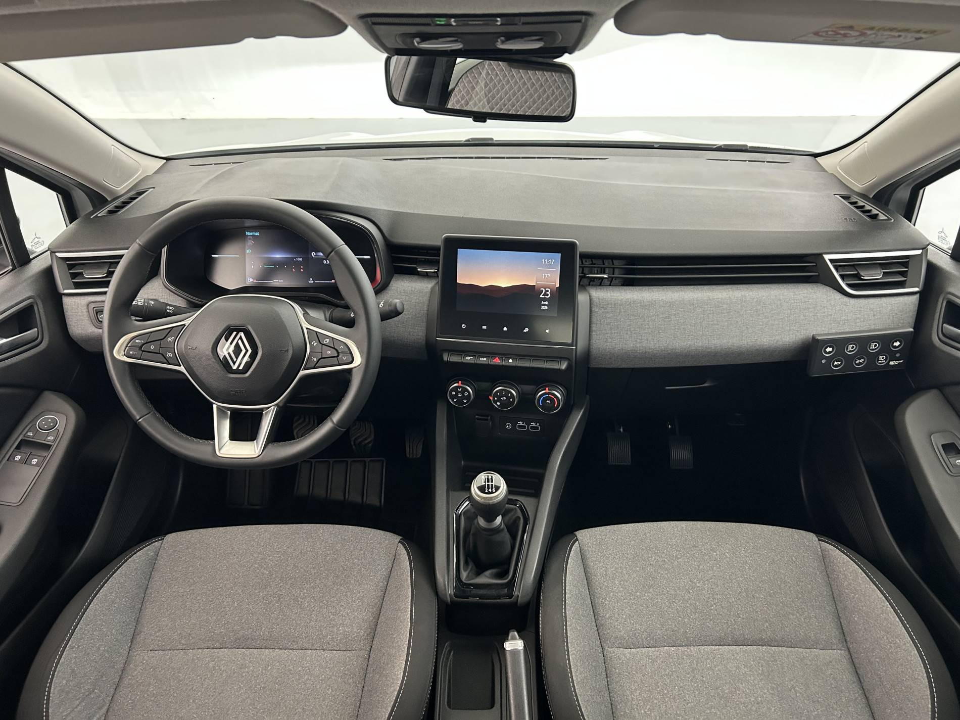 Vente en ligne Renault Clio 5 Clio Blue dCi 100 au prix de 14 990 €