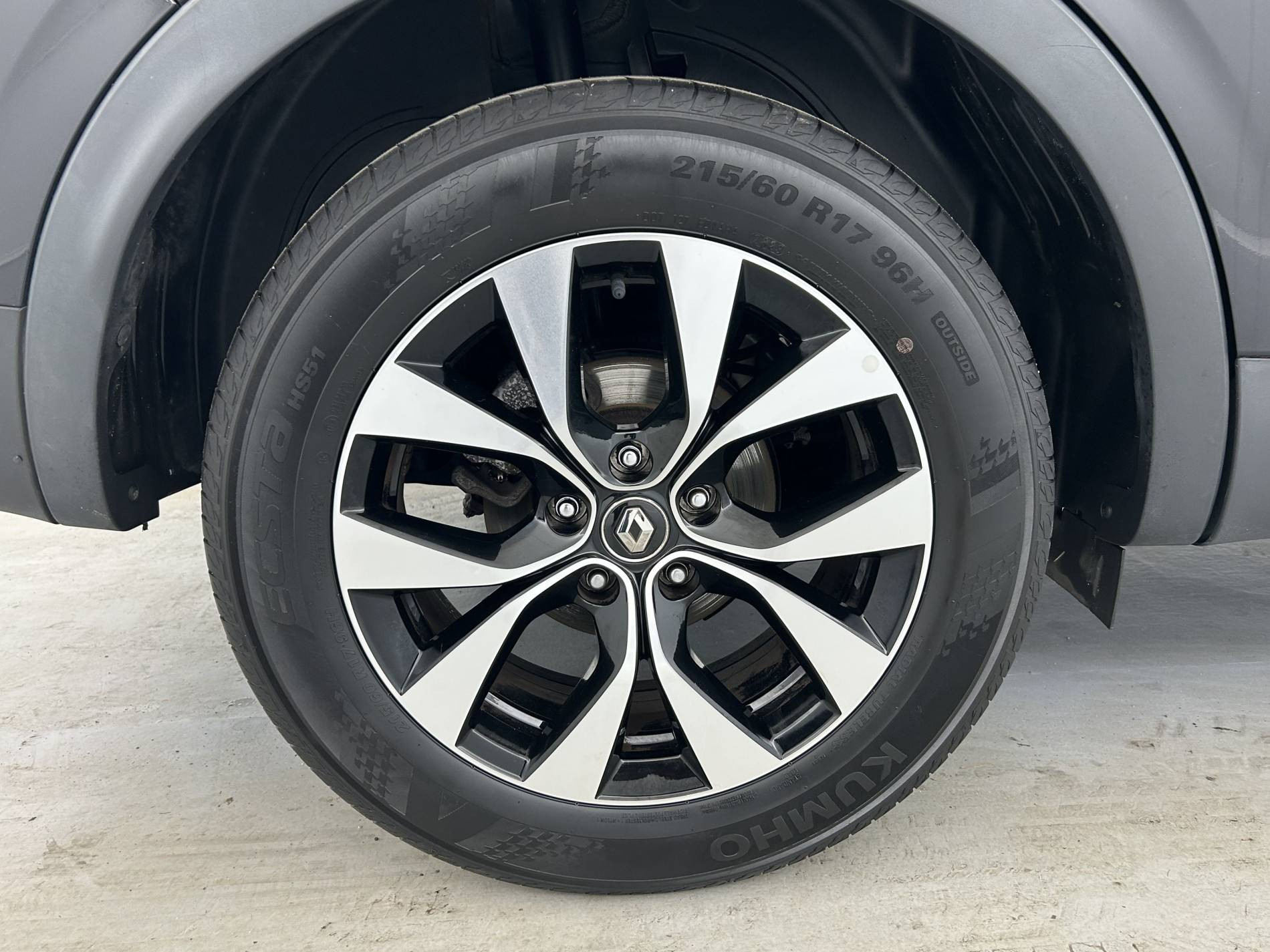 Vente en ligne Renault Arkana  mild hybrid 140 EDC FAP - 22 au prix de 18 790 €