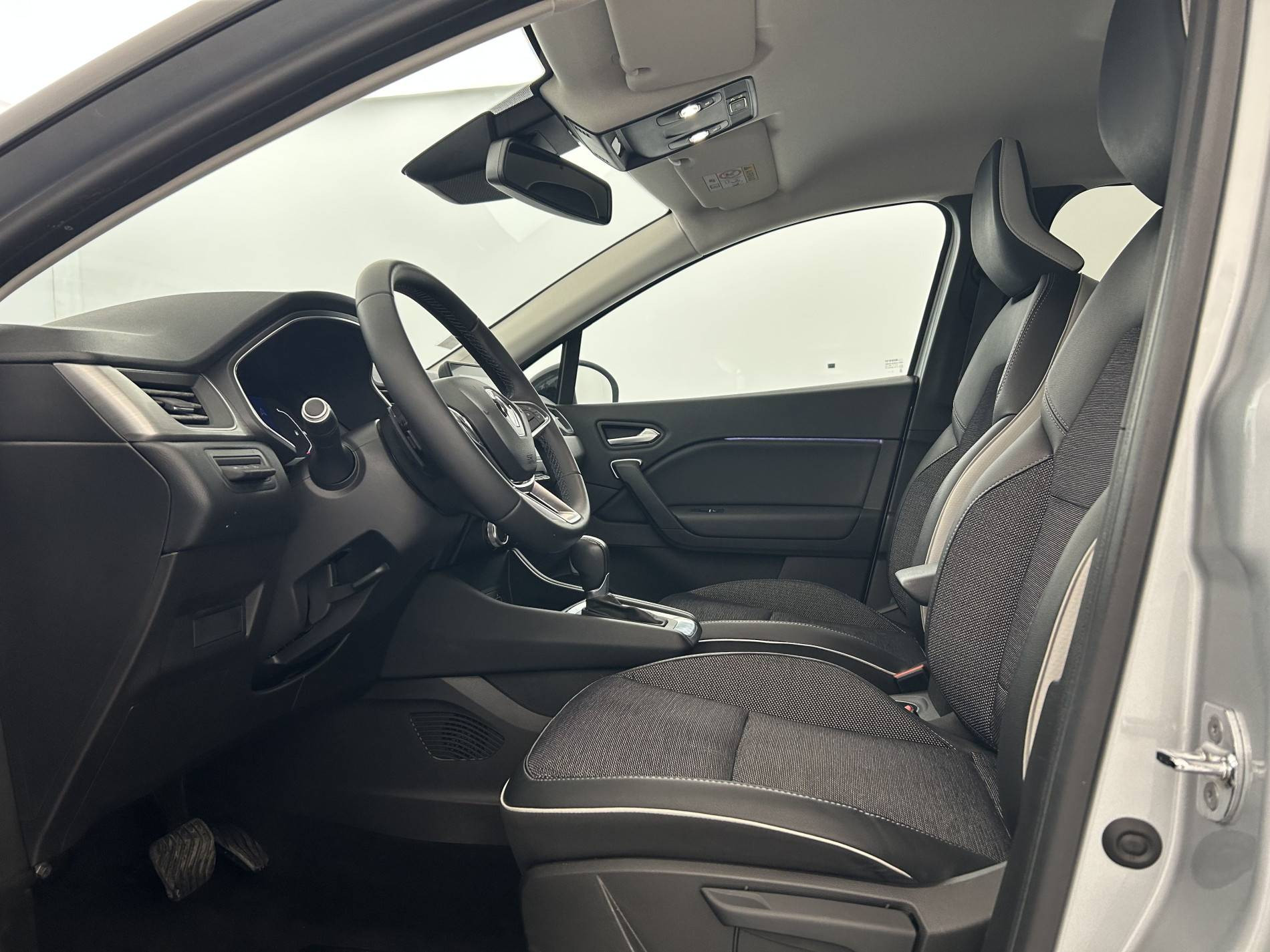 Vente en ligne Renault Captur  TCe 130 EDC FAP au prix de 17 190 €