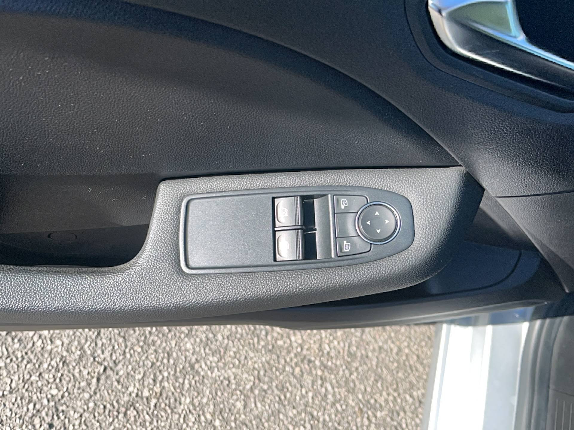 Vente en ligne Renault Clio 5 Clio TCe 90 au prix de 13 990 €