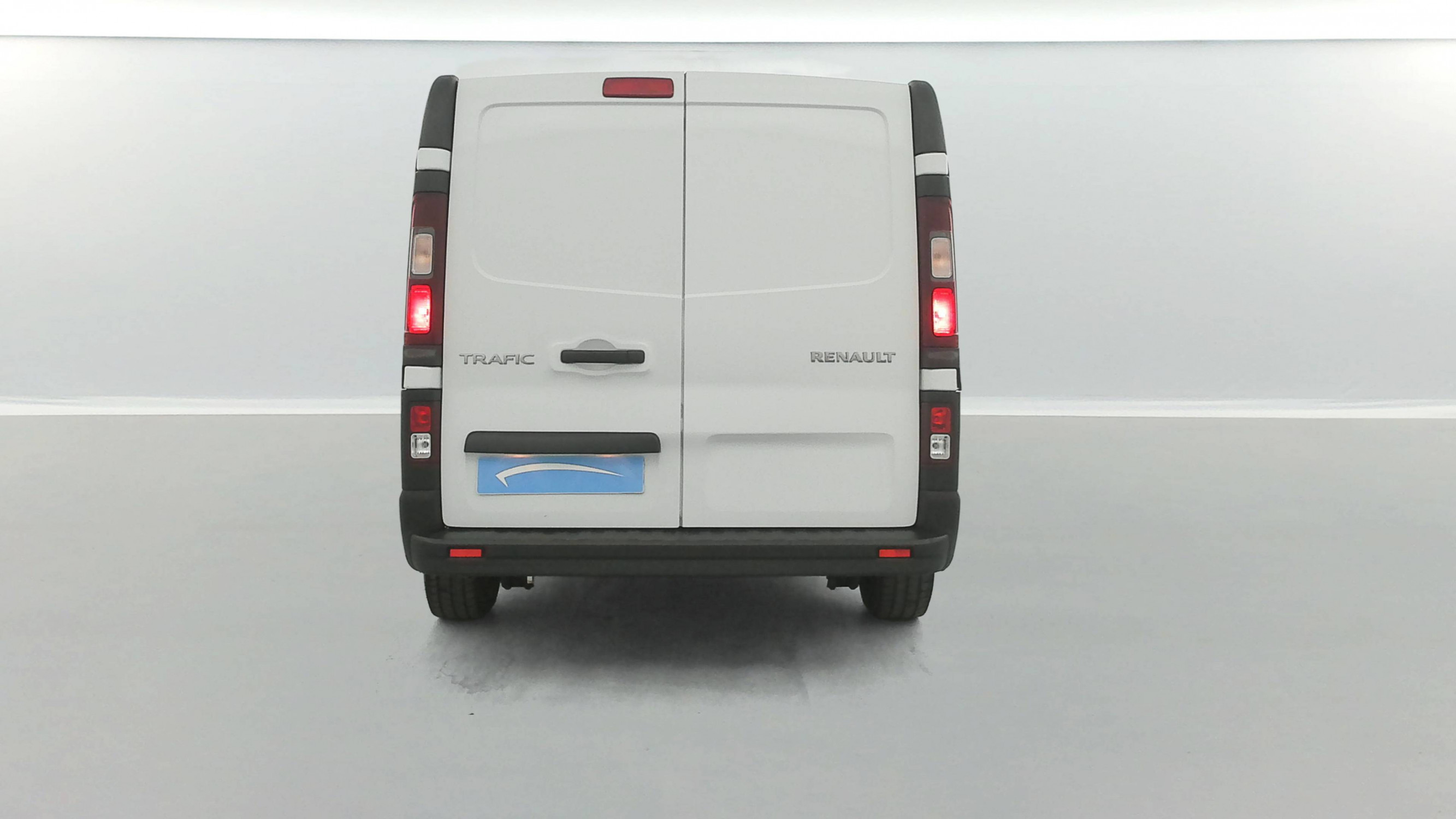 Vente en ligne Renault Trafic 3 Fourgon TRAFIC FGN L2H1 3000 KG BLUE DCI 130 au prix de 25 000 €