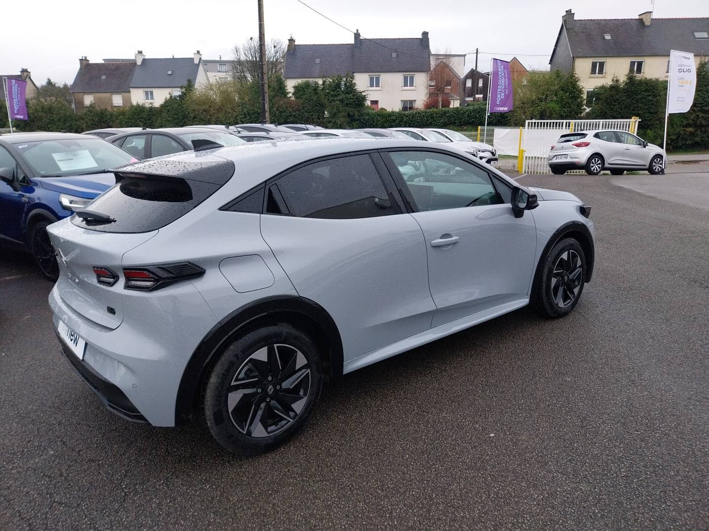 Vente en ligne Renault Clio 6 Clio E-Tech full hybrid 160 ch au prix de 26 990 €