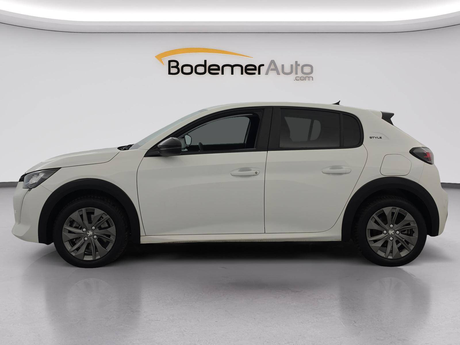 Vente en ligne Peugeot E-208  50 kWh 136ch au prix de 17 890 €