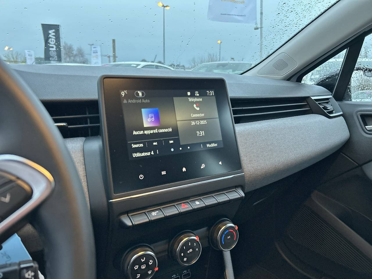 Vente en ligne Renault Clio 5 Clio SCe 65 ch GSR2 au prix de 15 390 €