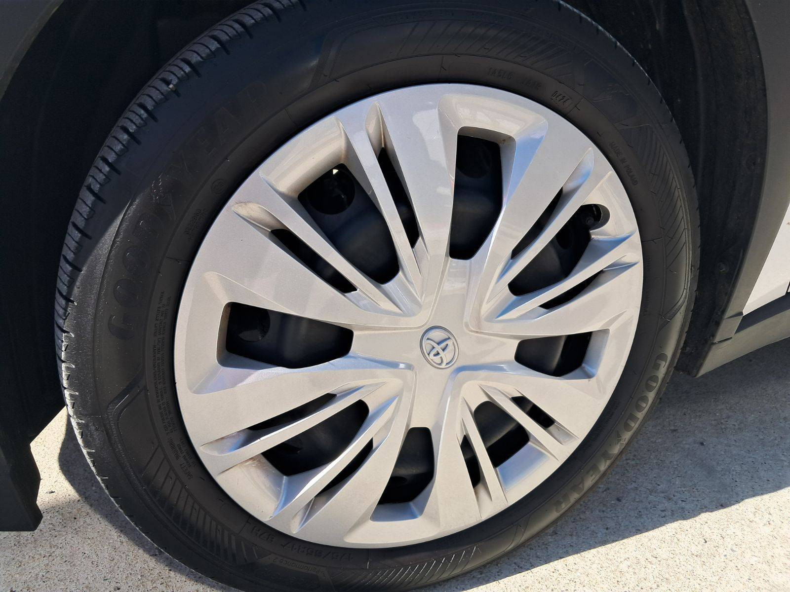 Vente en ligne Toyota Aygo X  1.0 VVT-i 72 au prix de 15 900 €