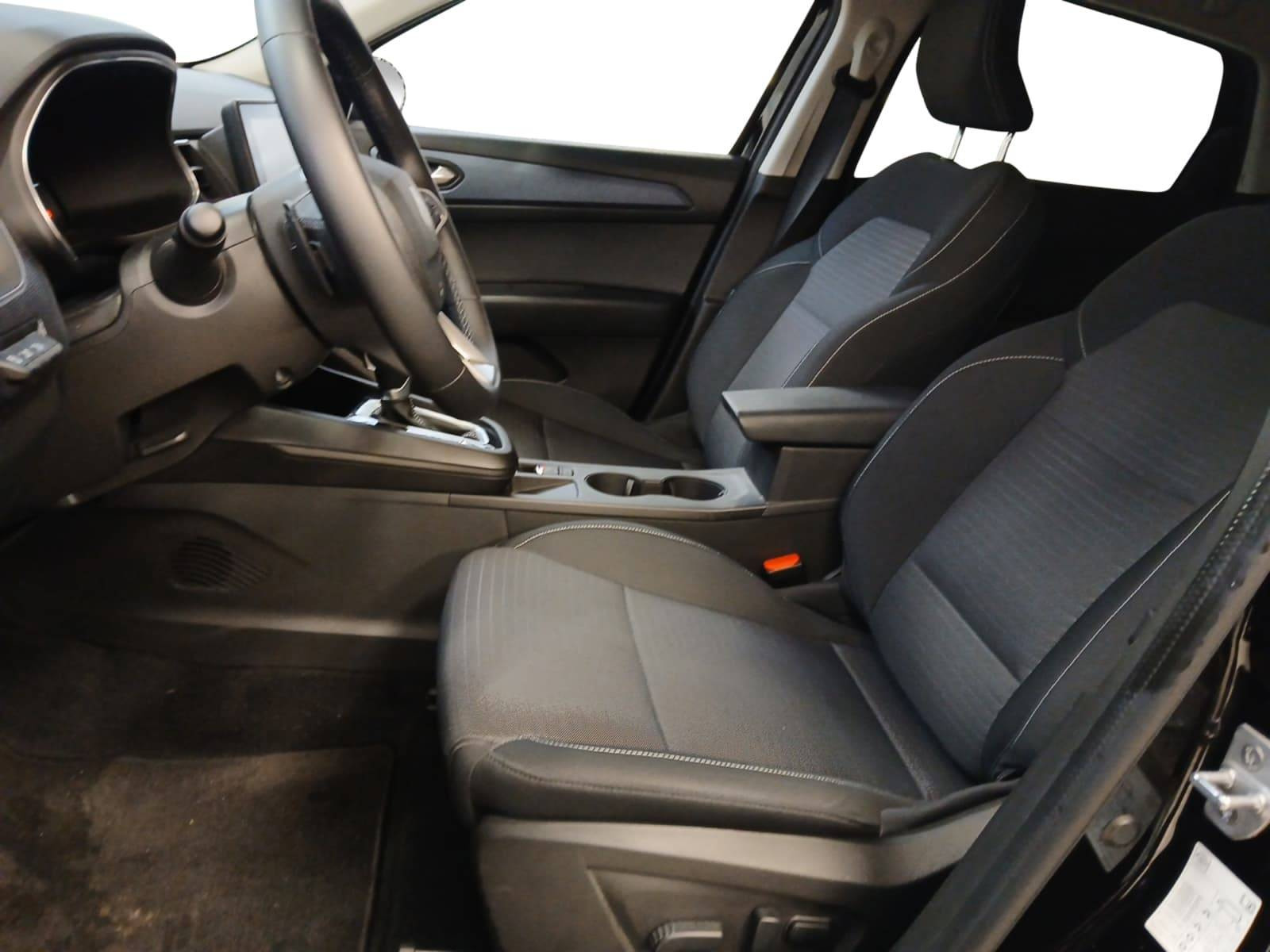 Vente en ligne Renault Arkana  mild hybrid 140 EDC GSR2 au prix de 19 890 €