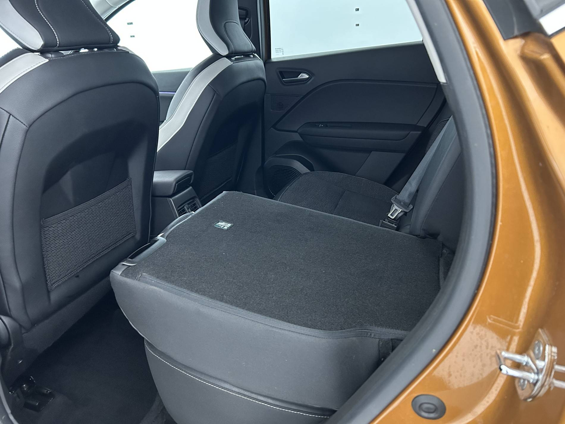 Vente en ligne Renault Captur  TCe 140 - 21 au prix de 17 590 €
