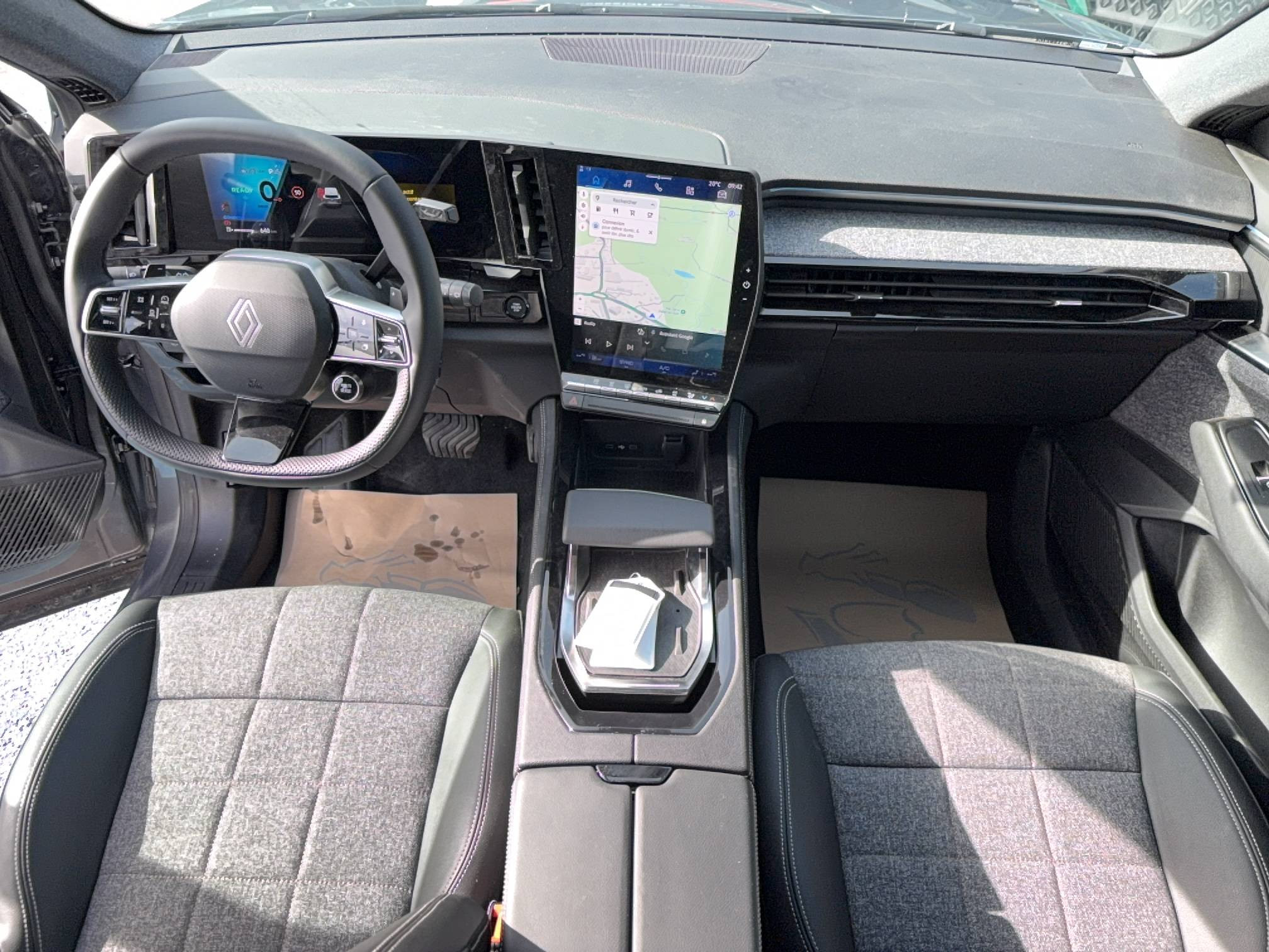 Vente en ligne Renault Espace Espace E-Tech full hybrid 200 GSR2 au prix de 35 490 €
