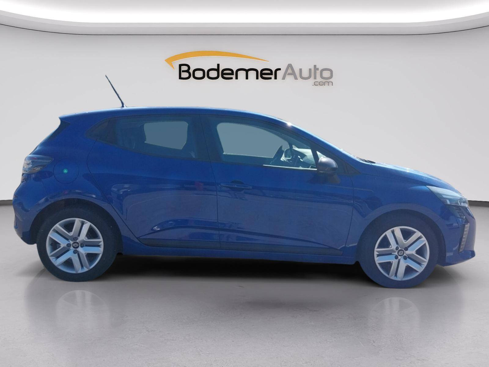Vente en ligne Renault Clio 5 Clio TCe 90 au prix de 15 990 €