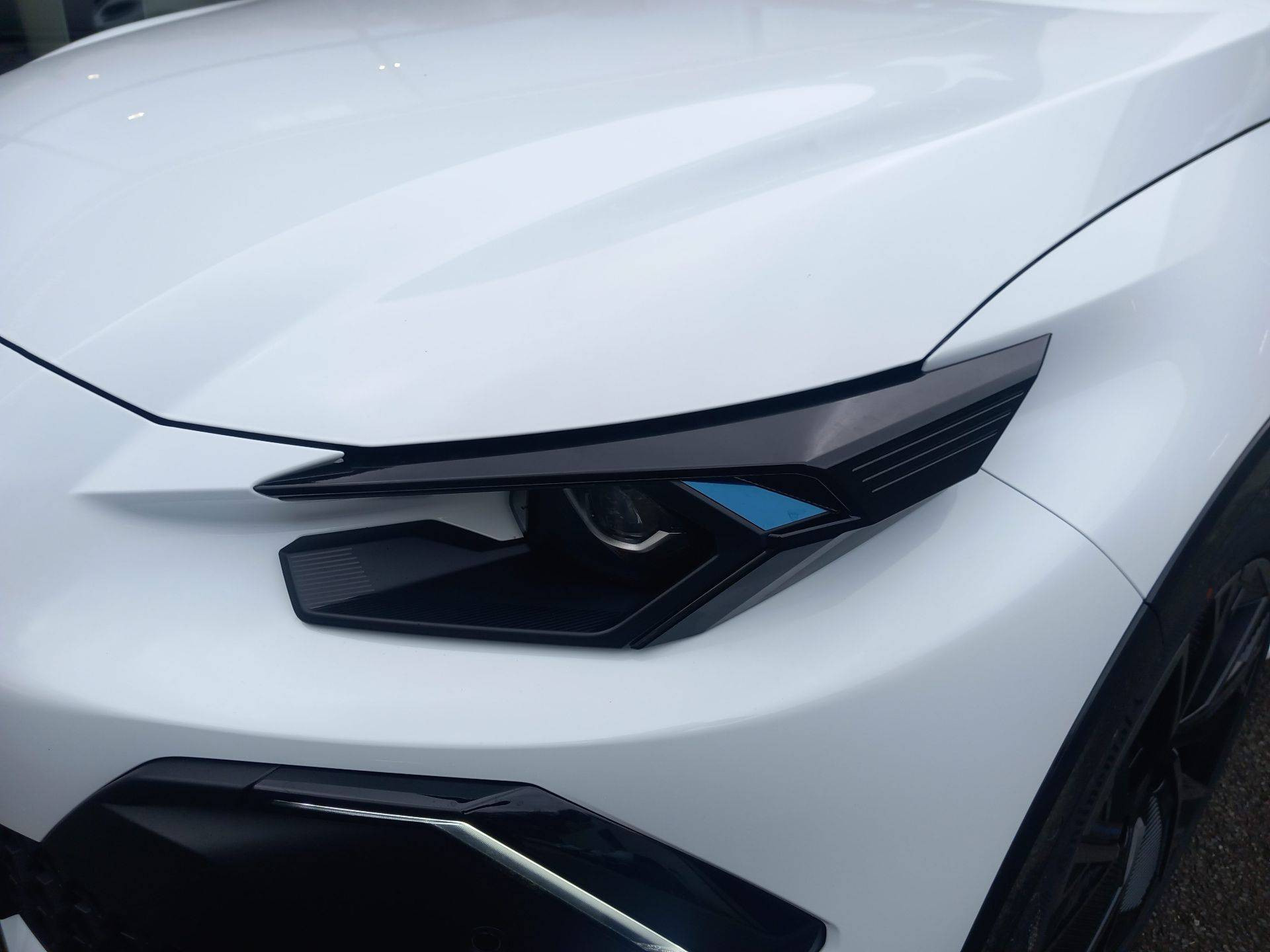 Vente en ligne Renault Clio 6 Clio E-Tech full hybrid 160 ch au prix de 28 990 €