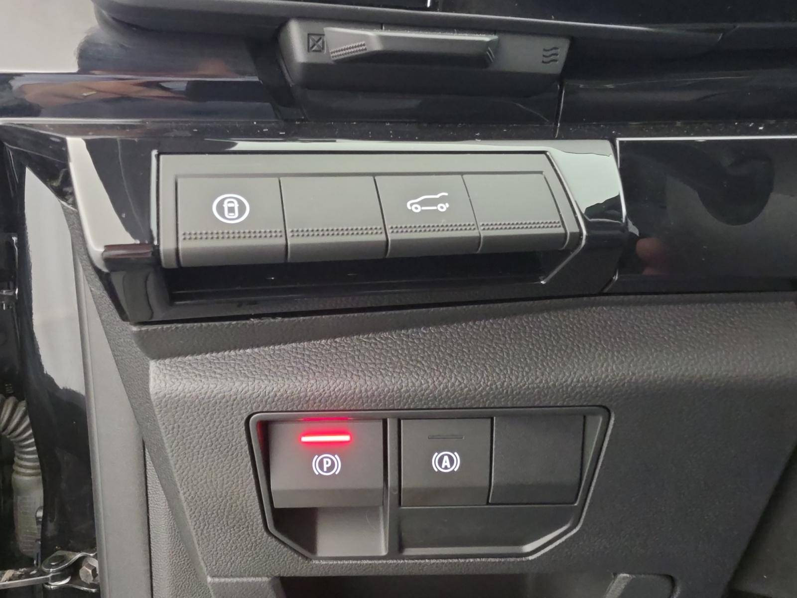 Vente en ligne Renault Espace Espace E-Tech full hybrid 200 5pl au prix de 34 320 €