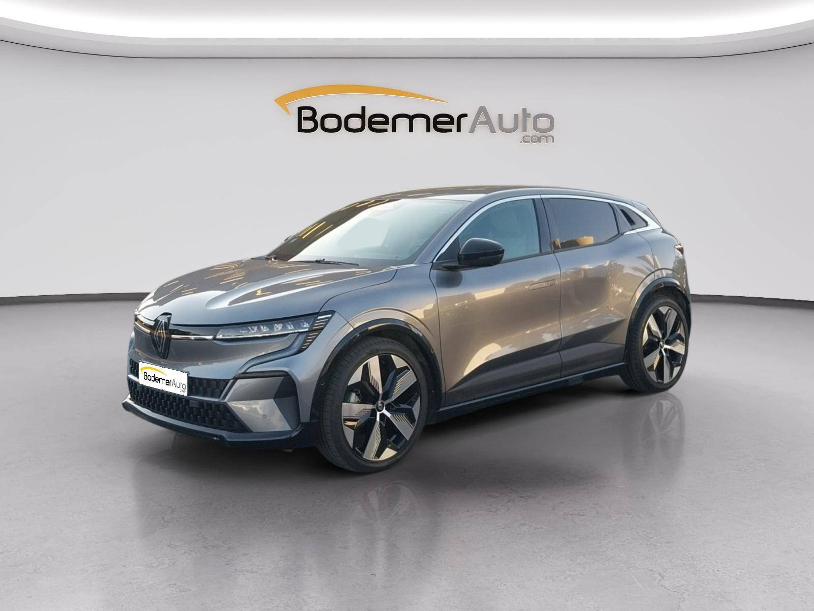 Renault Megane E-Tech  EV40 130ch standard charge occasion de 2023 en vente à Concarneau