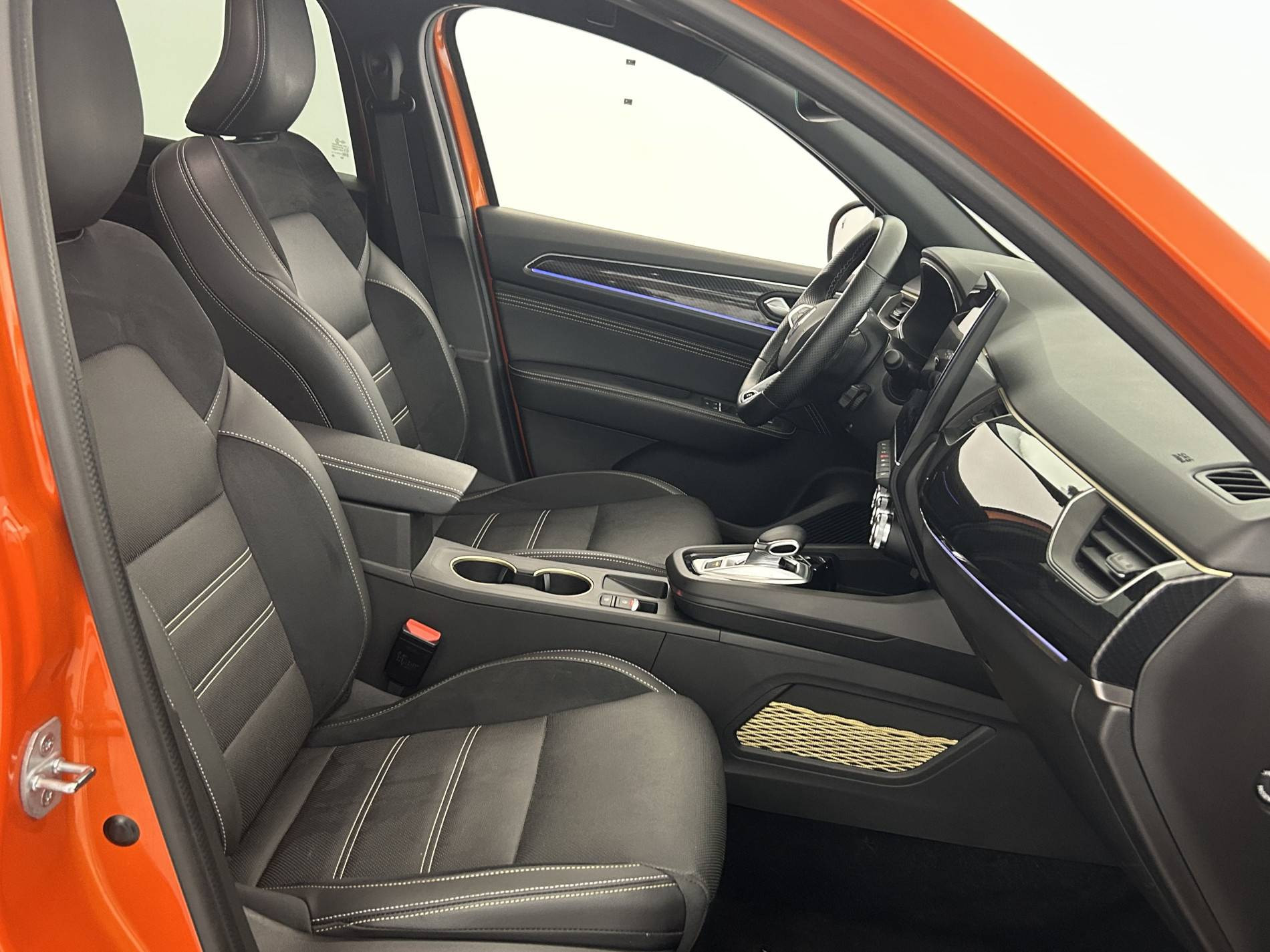 Vente en ligne Renault Arkana  E-Tech hybride 145 - 22 au prix de 23 590 €