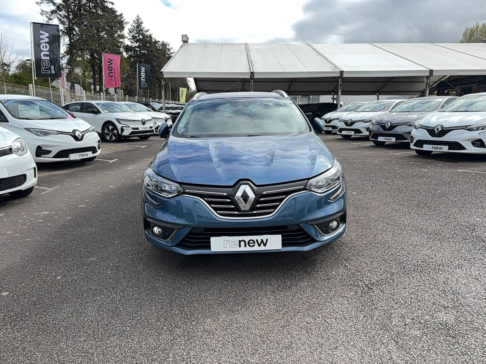 Vente en ligne Renault Megane 4 Estate Mégane IV Estate TCe 160 Energy EDC au prix de 14 990 €