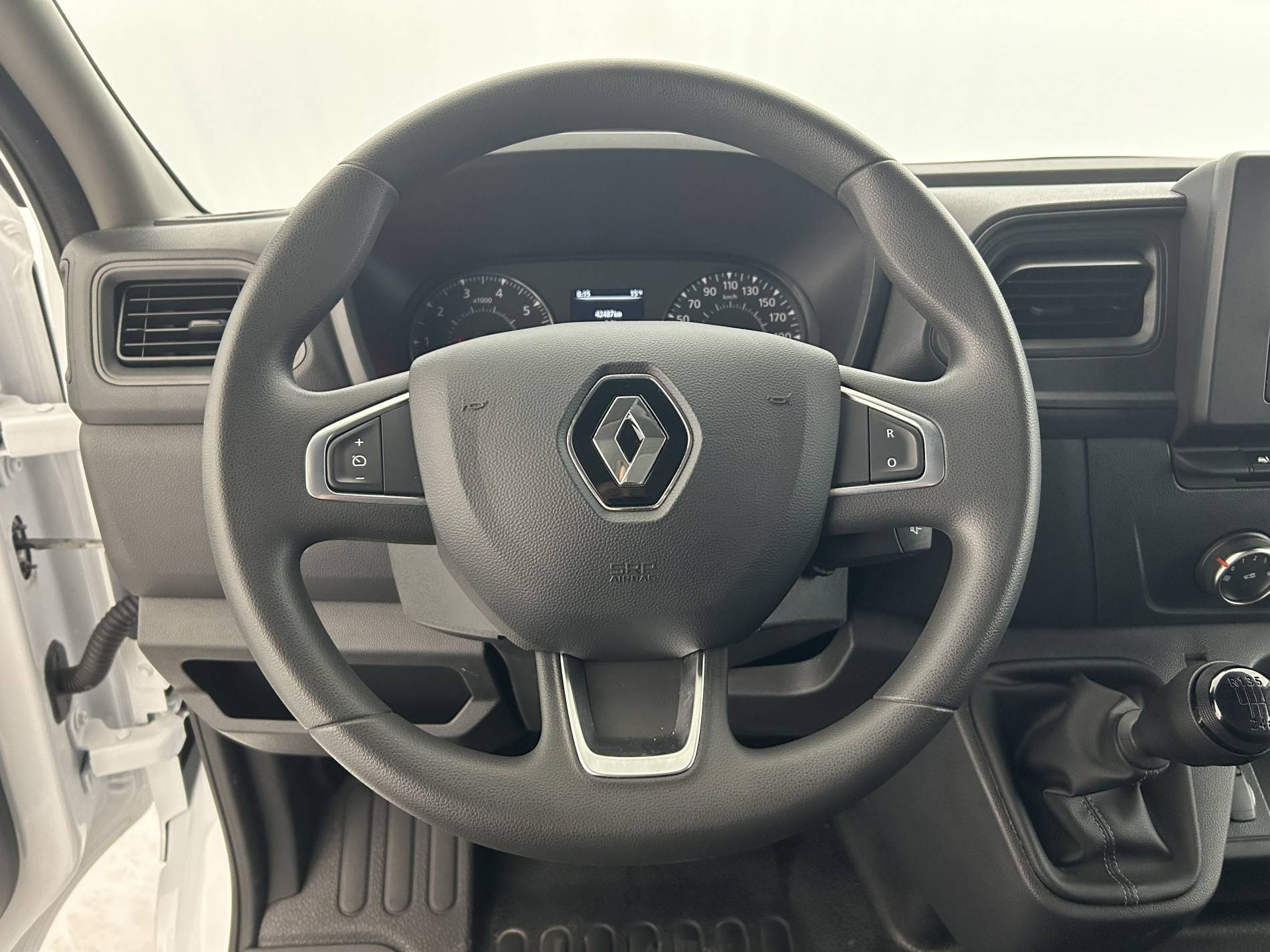 Vente en ligne Renault Master Fourgon MASTER FGN TRAC F3500 L2H2 BLUE DCI 135 au prix de 26 290 €