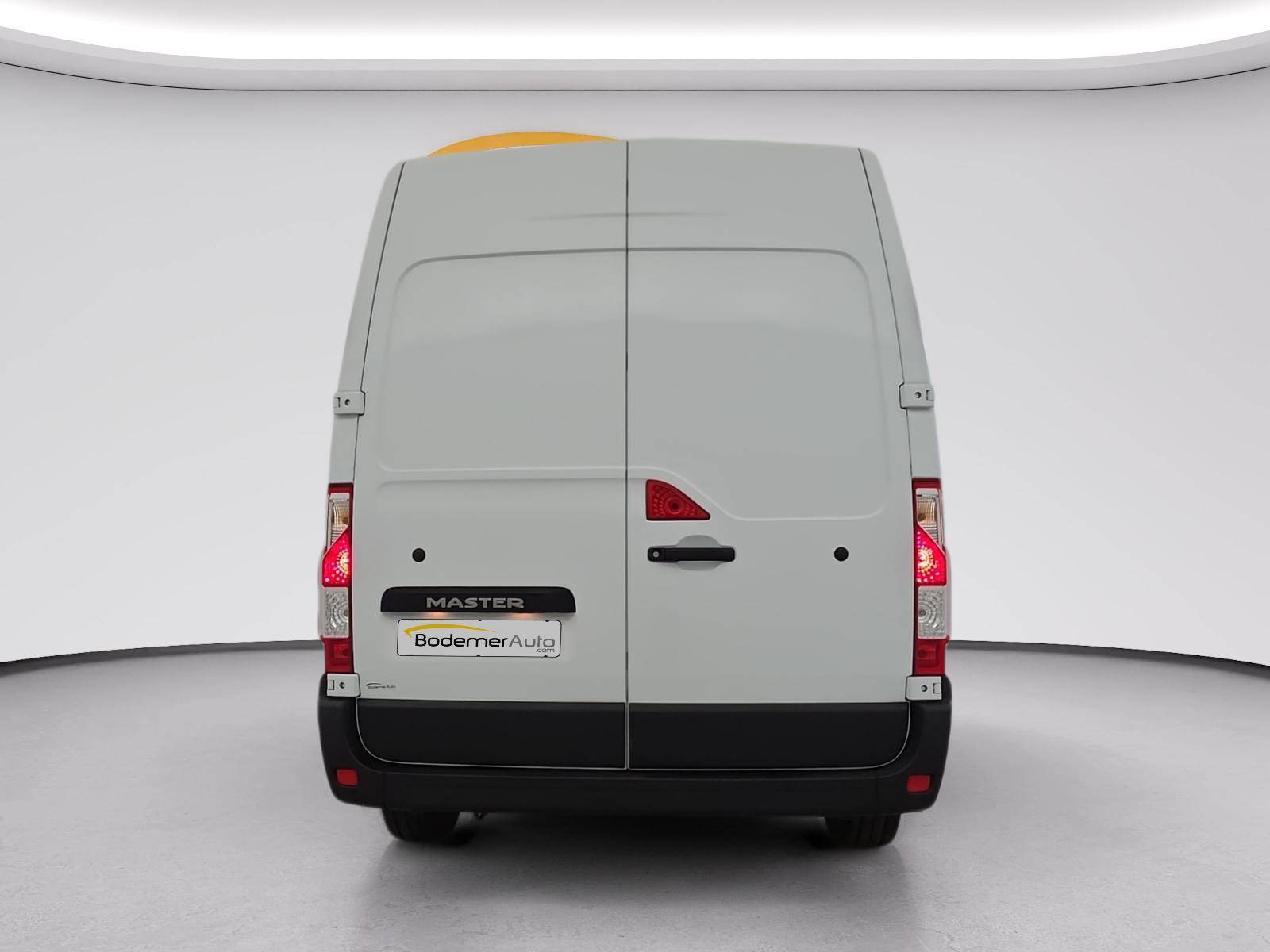 Vente en ligne Renault Master Fourgon MASTER FGN TRAC F3500 L2H2 BLUE DCI 135 au prix de 23 900 €