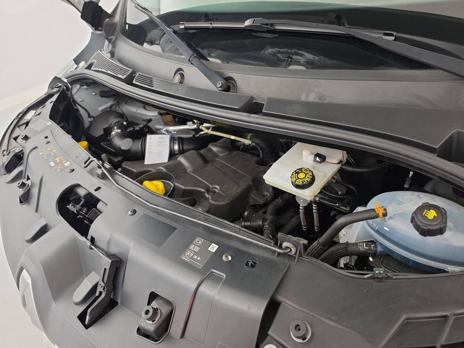 Vente en ligne Renault Master Fourgon MASTER FGN TRAC F3500 L3H3 BLUE DCI 135 au prix de 25 900 €