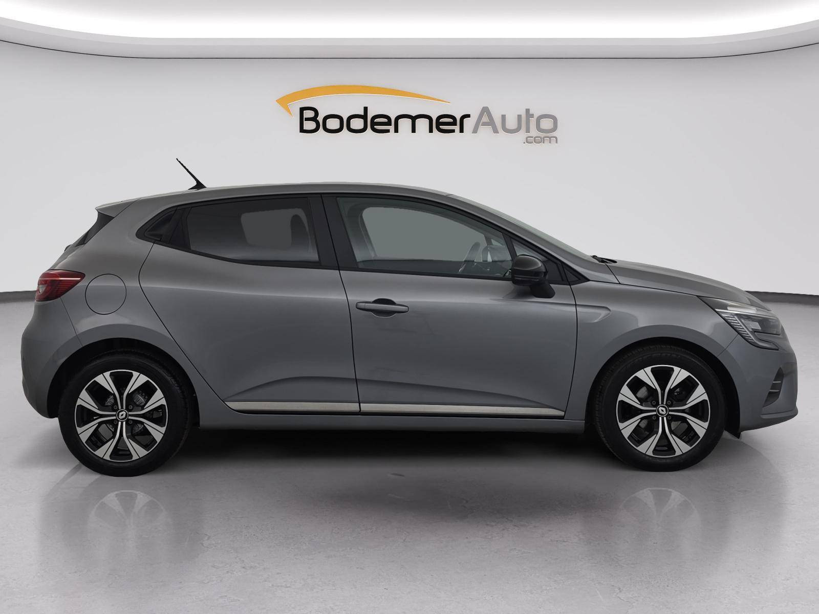 Vente en ligne Renault Clio 5 Clio TCe 90 au prix de 14 390 €