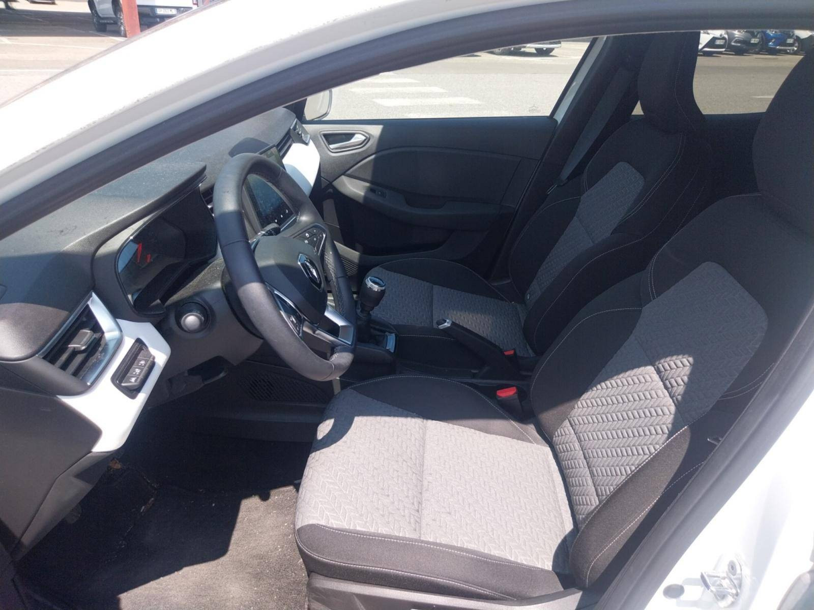Vente en ligne Renault Clio 5 Clio TCe 90 au prix de 13 800 €