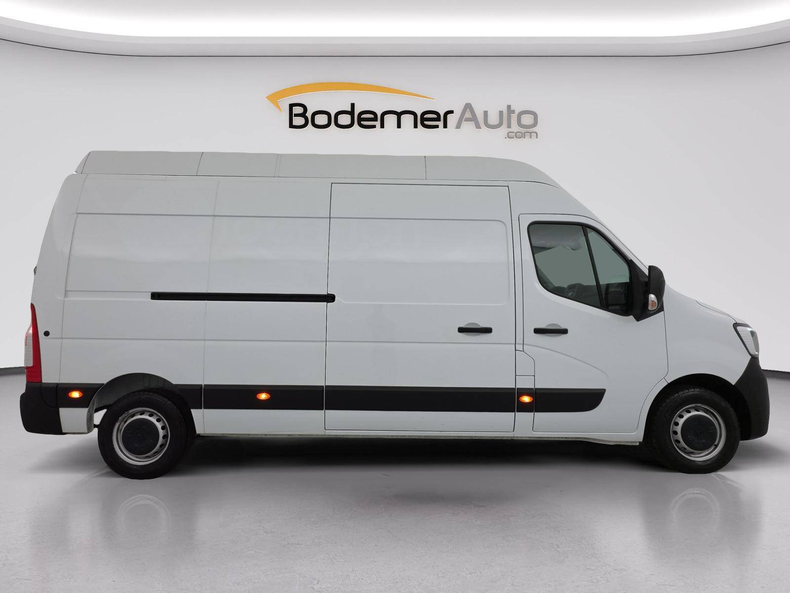 Vente en ligne Renault Master Fourgon MASTER FGN TRAC F3500 L3H3 BLUE DCI 135 au prix de 24 490 €