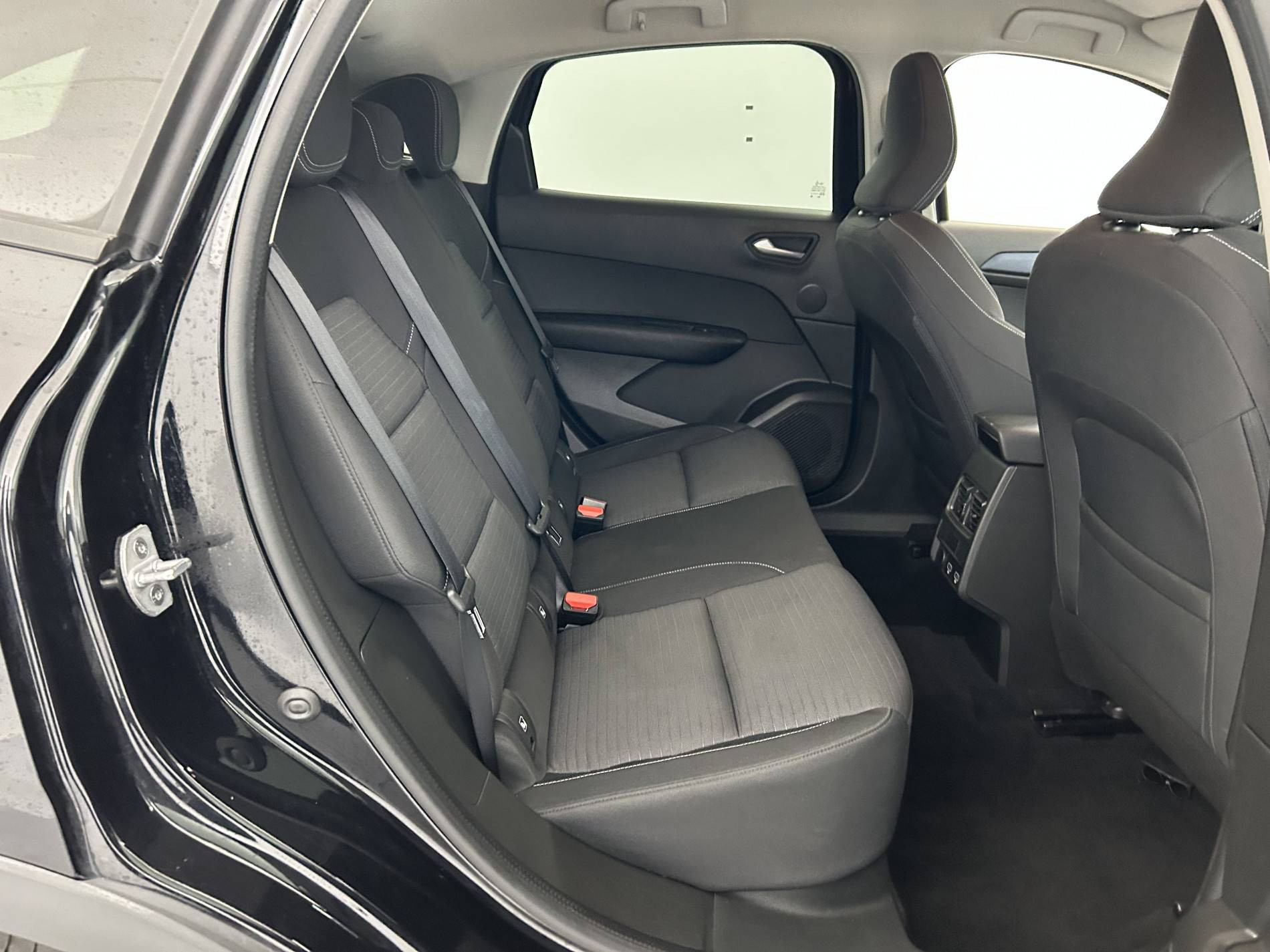 Vente en ligne Renault Arkana  mild hybrid 140 EDC FAP - 22 au prix de 18 500 €
