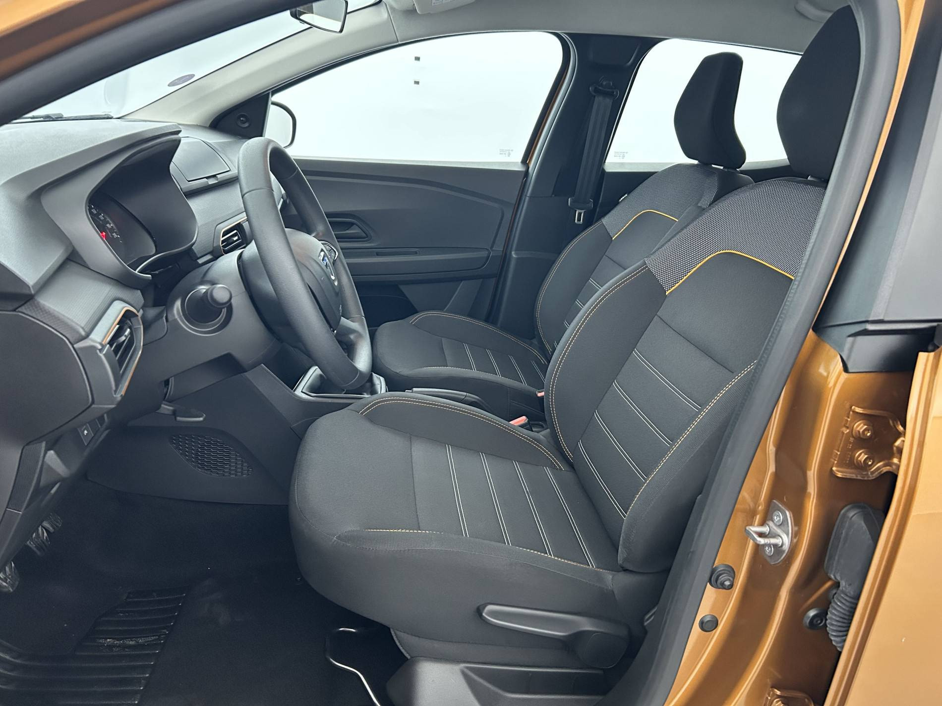 Vente en ligne Dacia Sandero  ECO-G 100 au prix de 13 490 €
