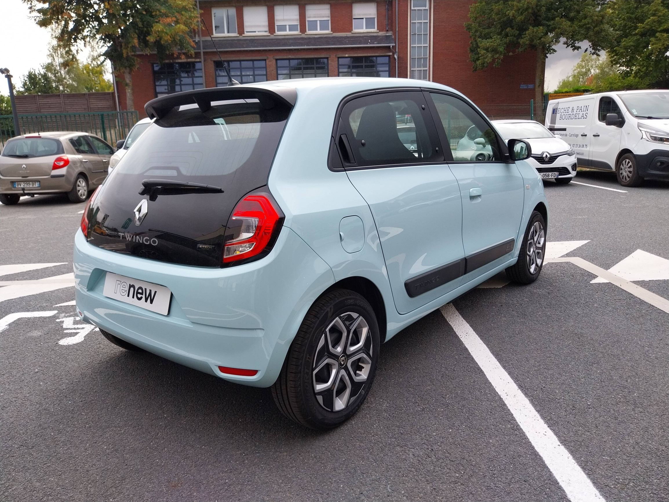 Vente en ligne Renault Twingo Electrique Twingo III E-Tech au prix de 10 000 €